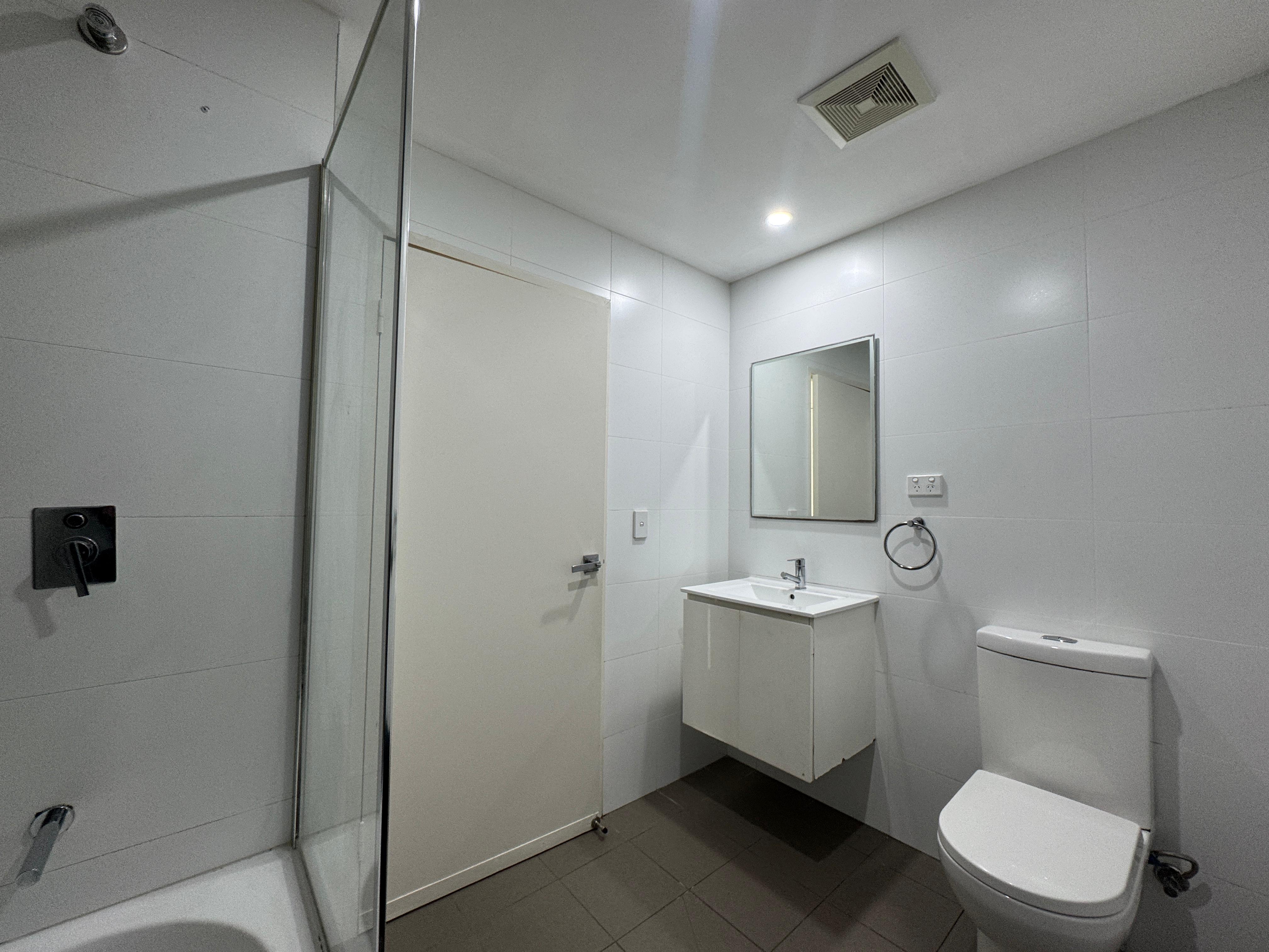 208 / 2-8 Wayman Place, Merrylands