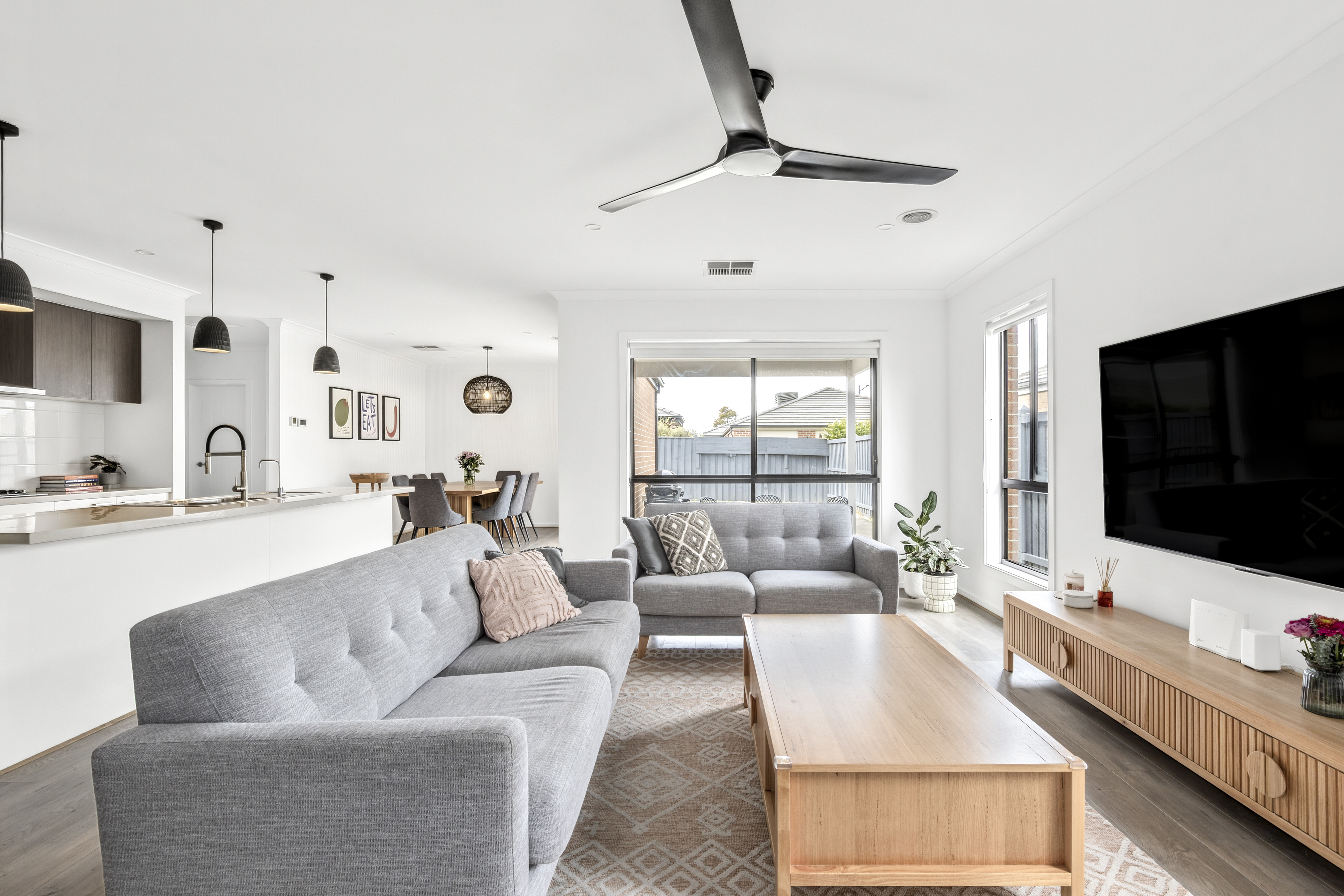 Listing image for 11 Chamberlain Drive, ARMSTRONG CREEK  VIC  3217