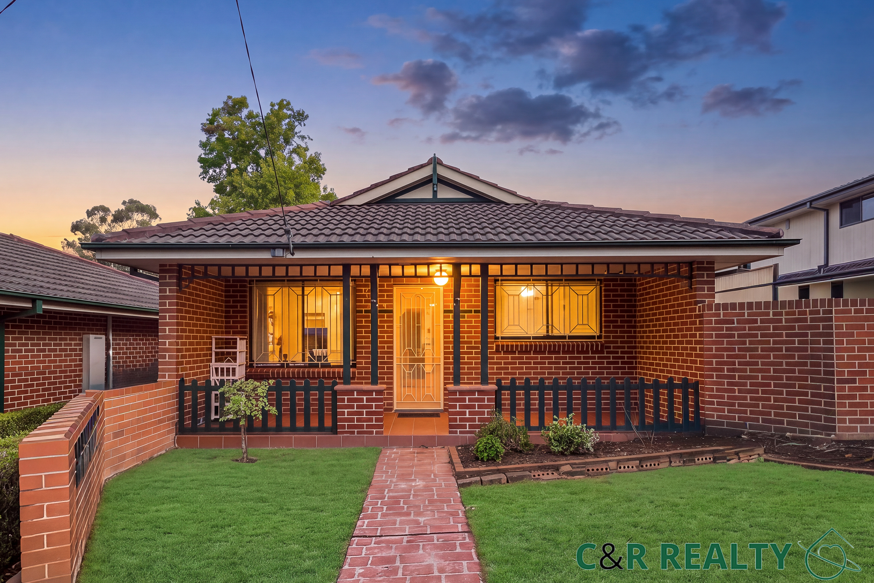 2 / 18-22 High Street, Granville - Image 1