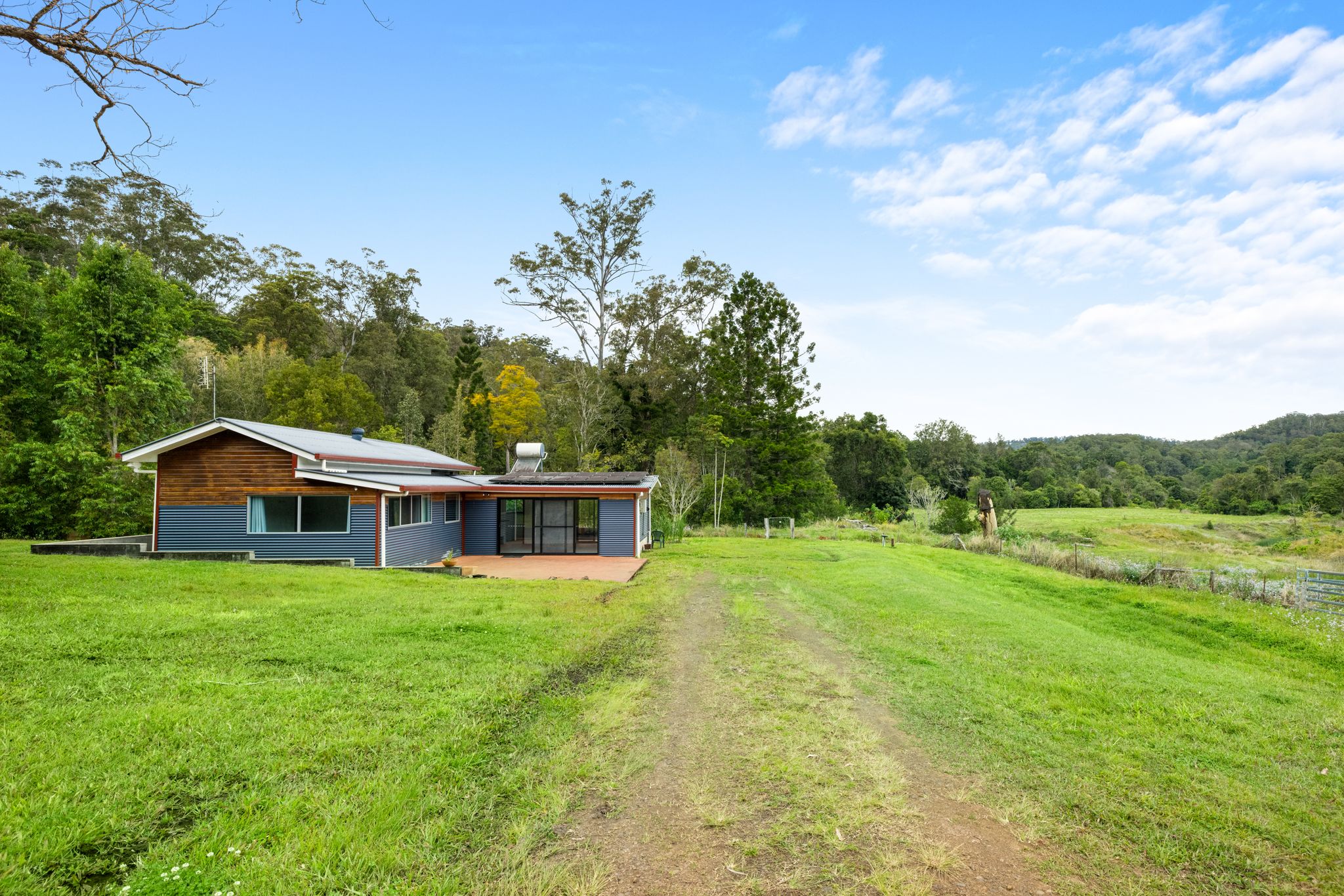 1855 Nimbin Road, Coffee Camp