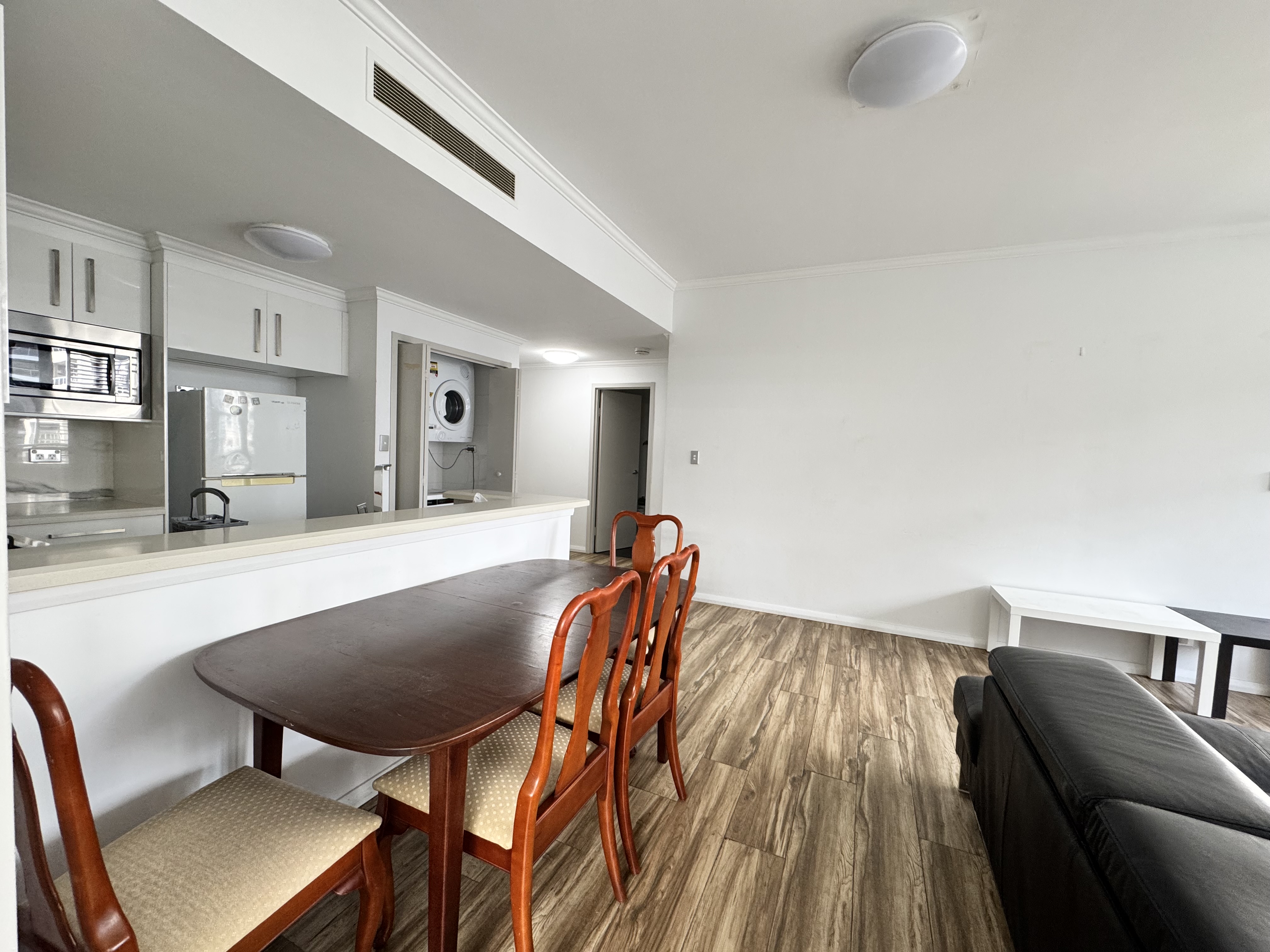 77 / 15 Potter Street - Main View 3