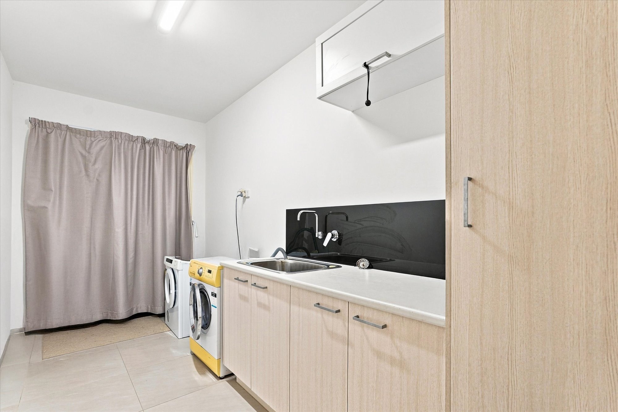 2A UPTON STREET, Altona