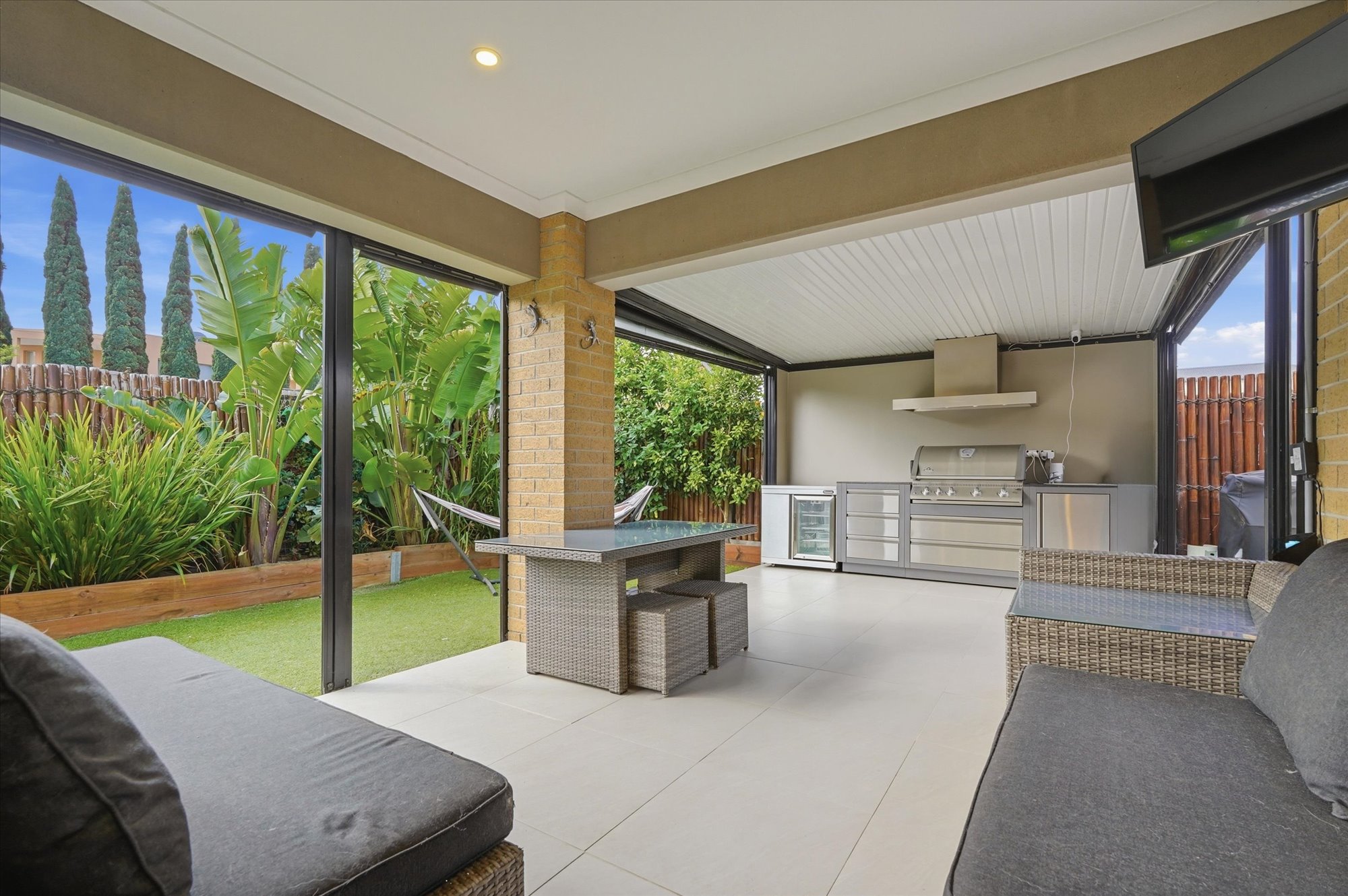 2A UPTON STREET, Altona