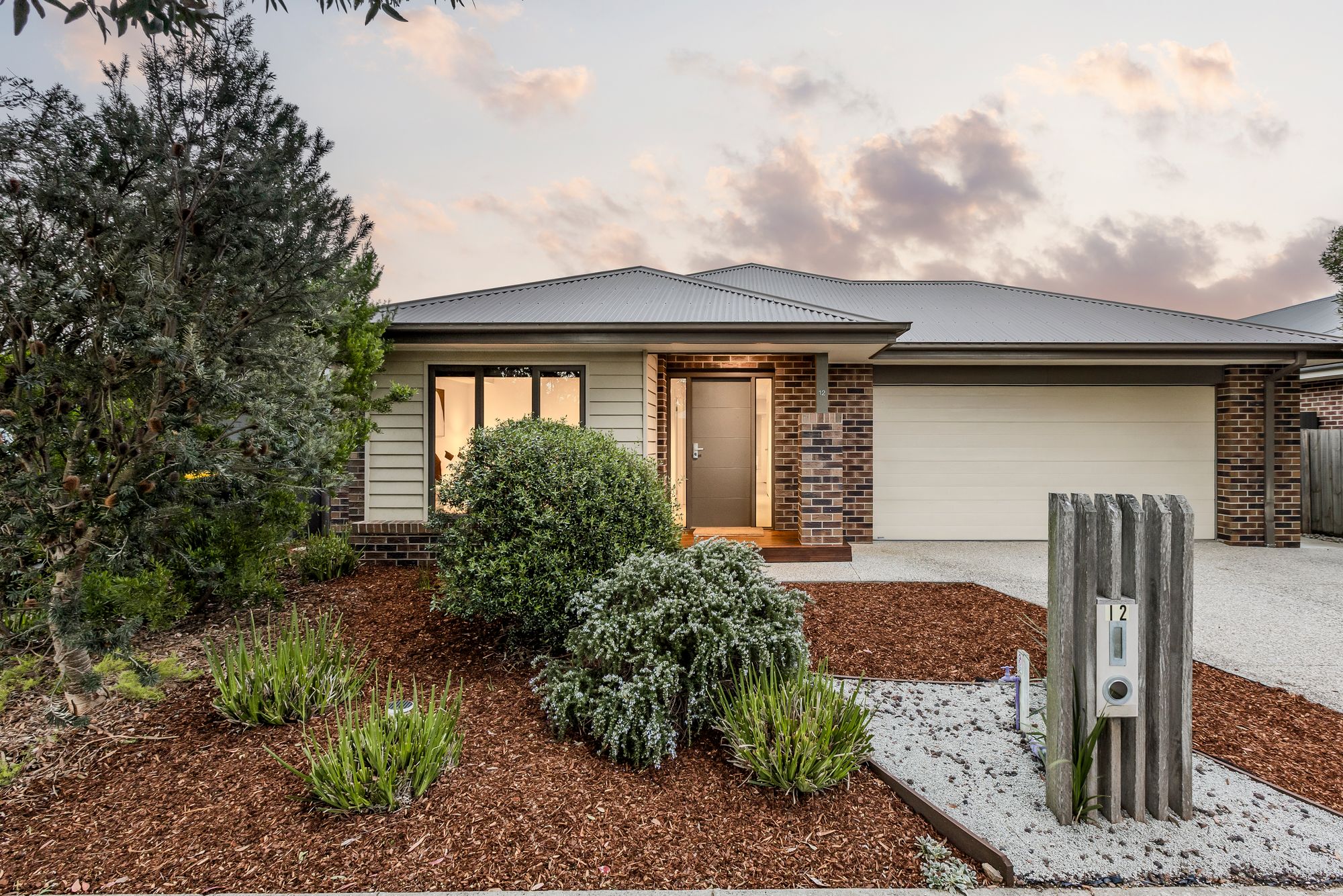 Listing image for 12 Bridgewater Circuit, ARMSTRONG CREEK  VIC  3217