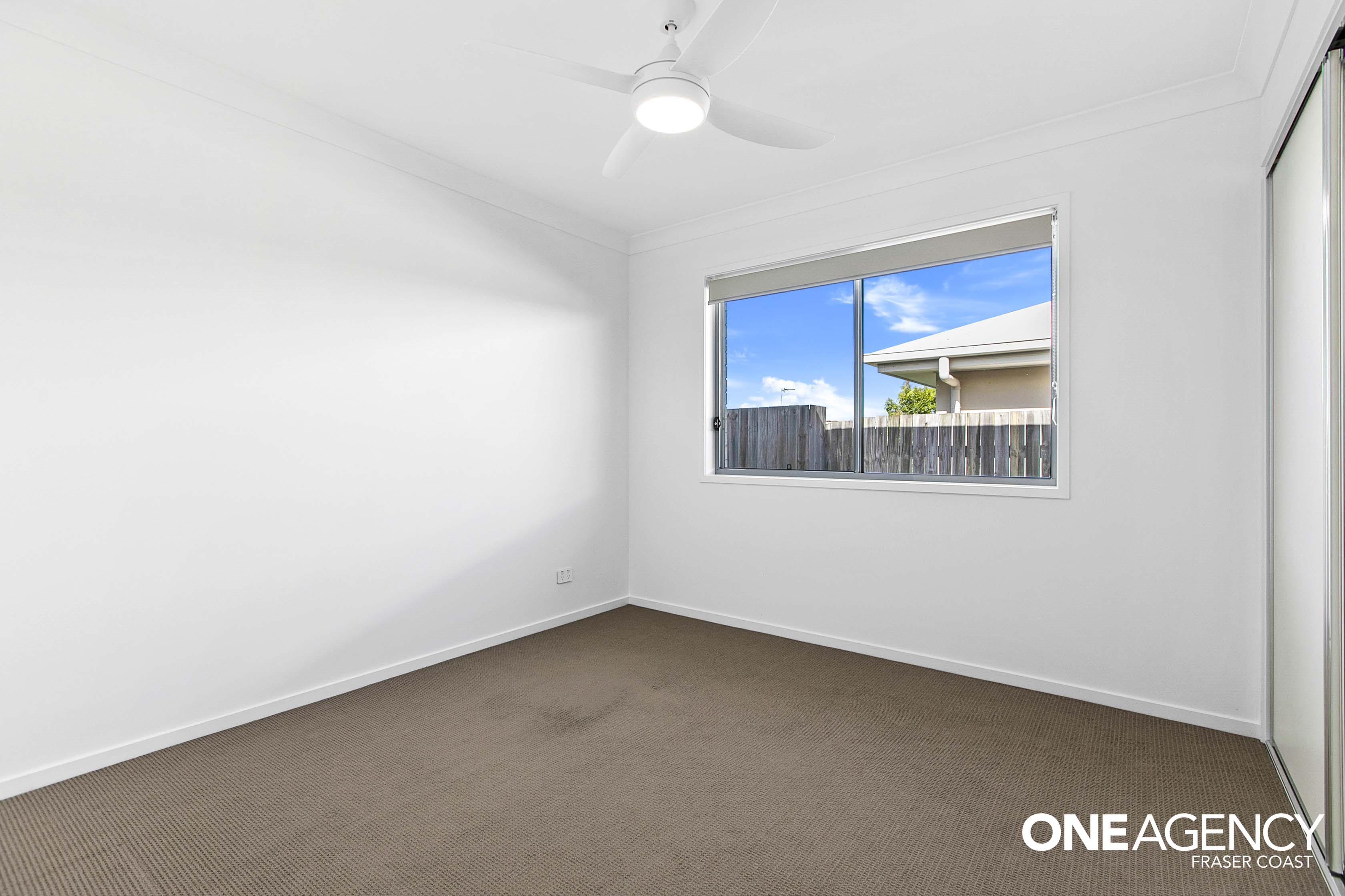 2 / 3 Ridge View Court, Nikenbah
