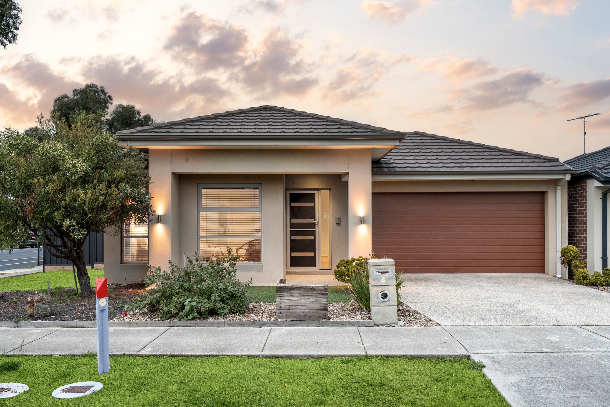 Listing image for 1 Rockingham Street, ARMSTRONG CREEK  VIC  3217