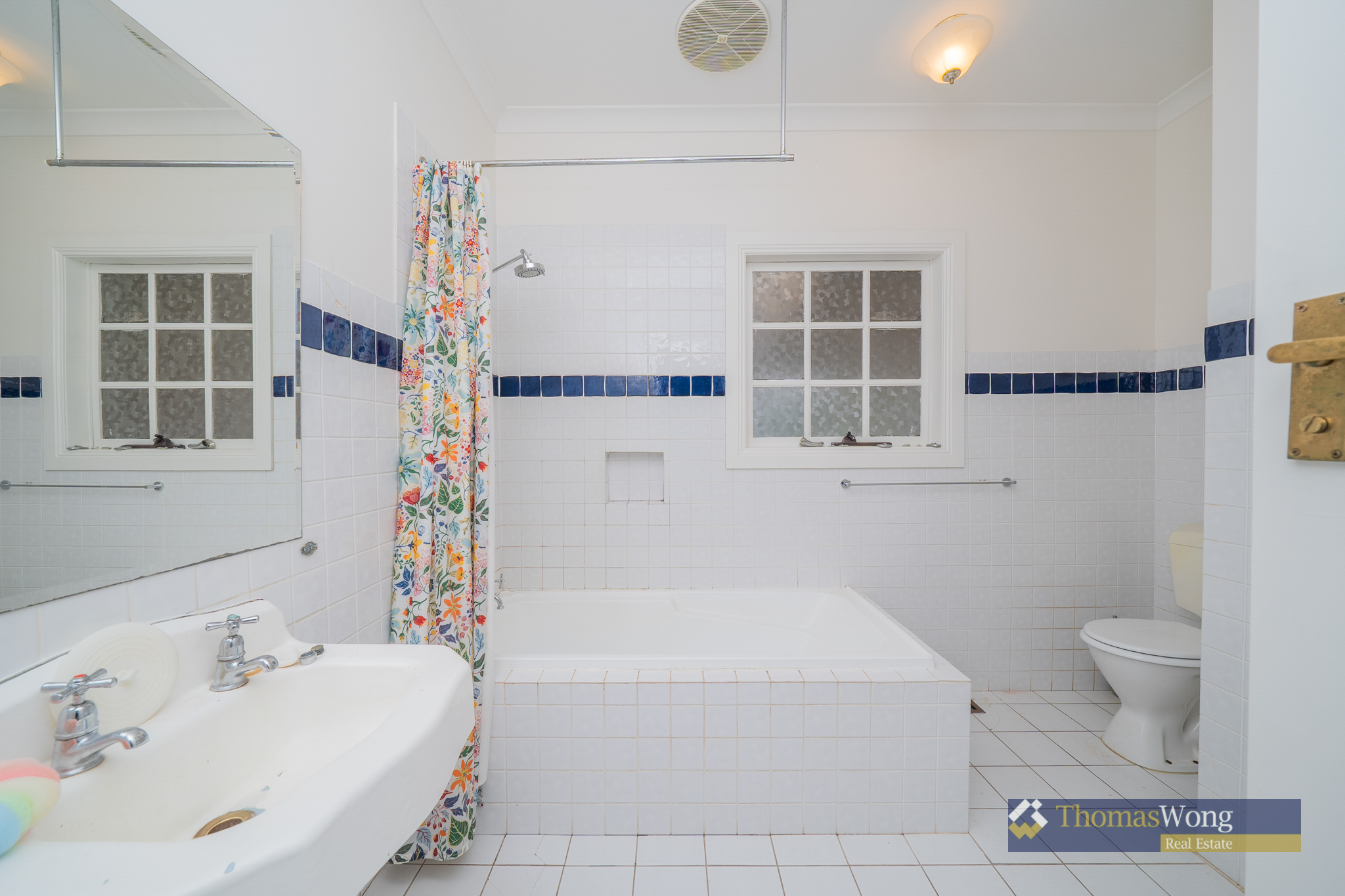 16 Audrey Crescent, Glen Iris