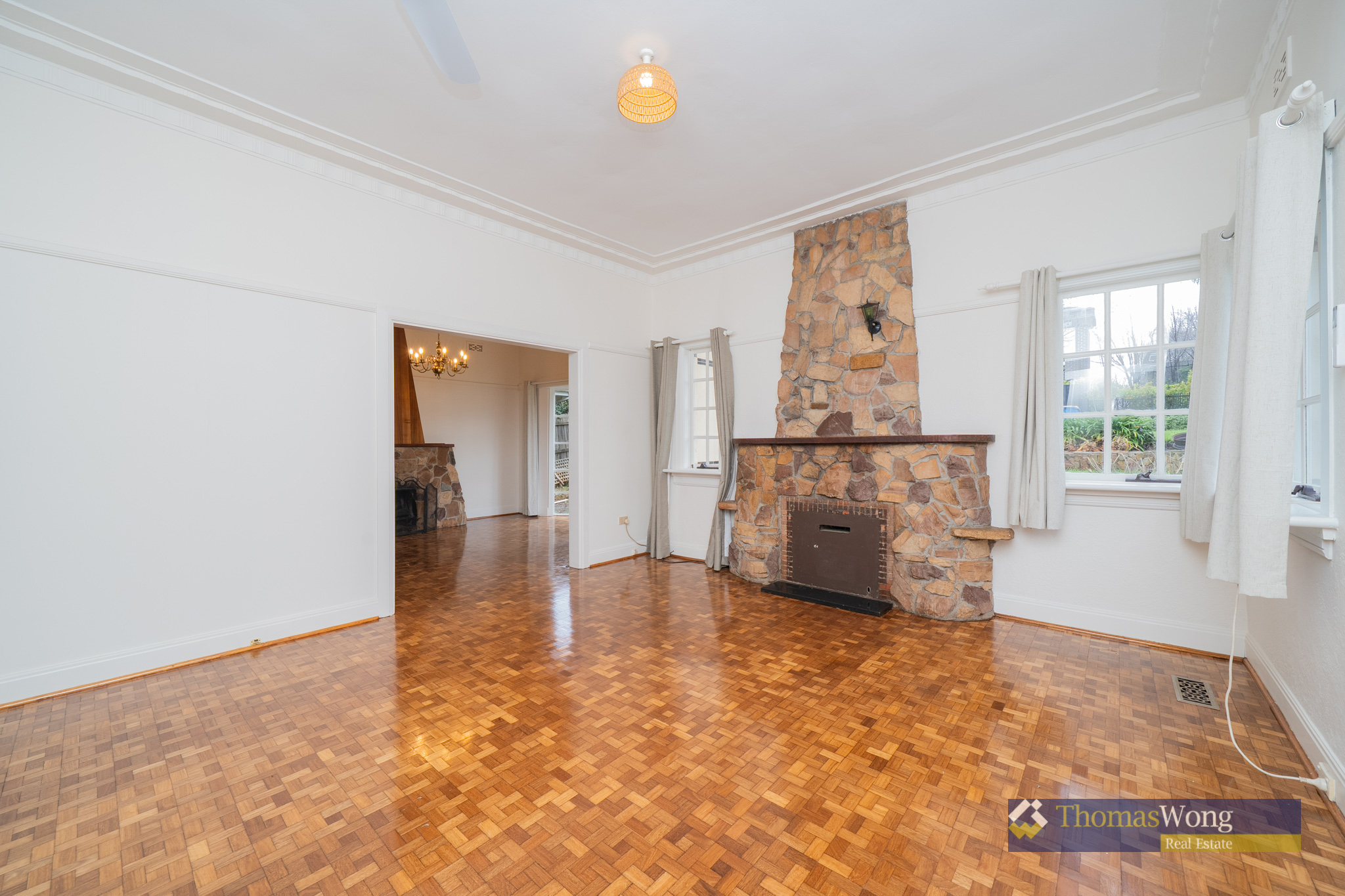 16 Audrey Crescent, Glen Iris