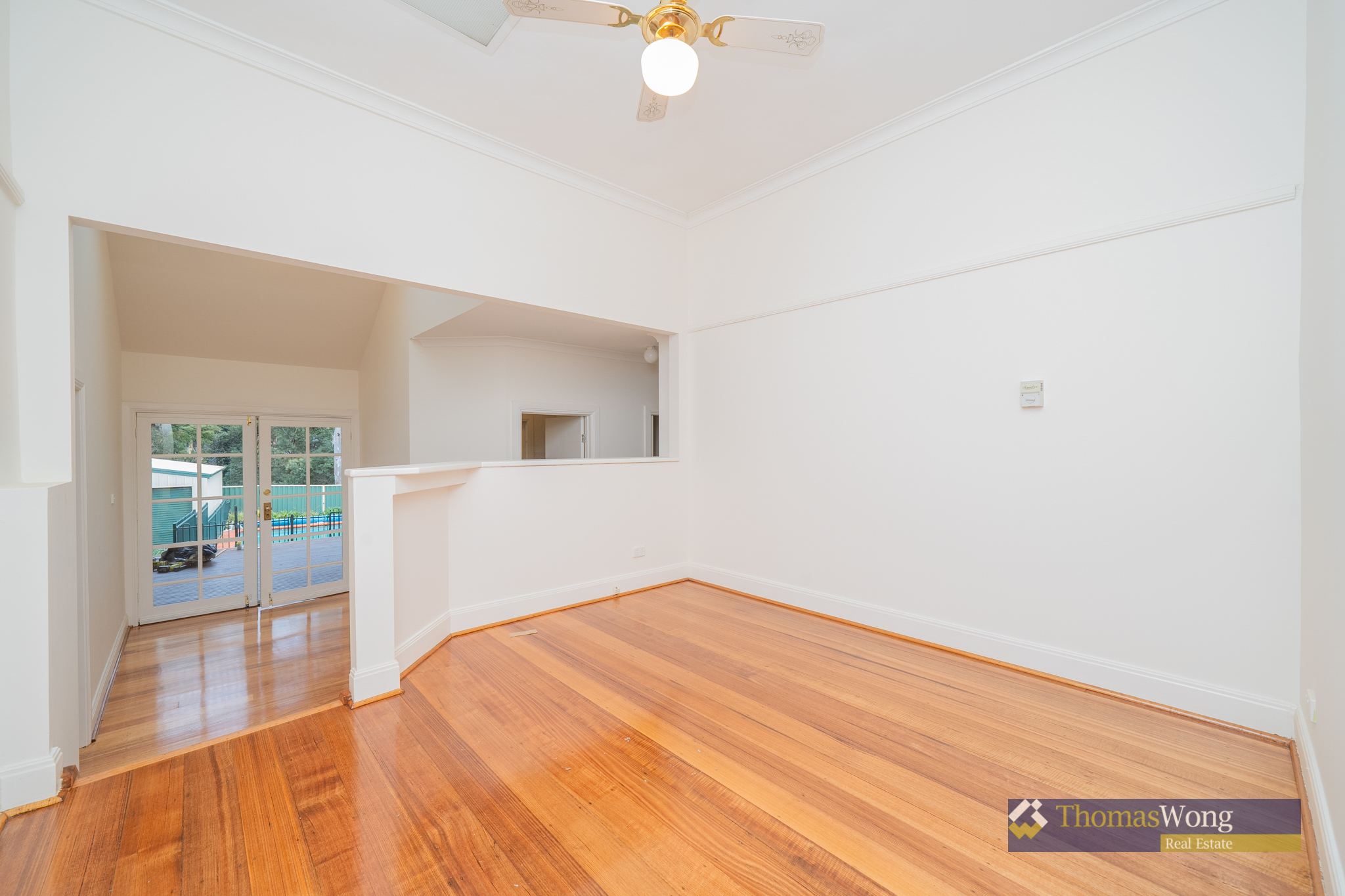 16 Audrey Crescent, Glen Iris