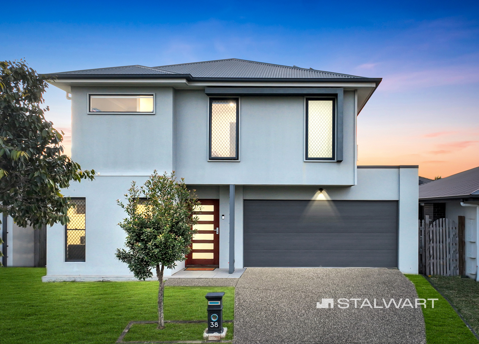38 Palatial Crescent, GRIFFIN, Griffin - Thumbnail 2