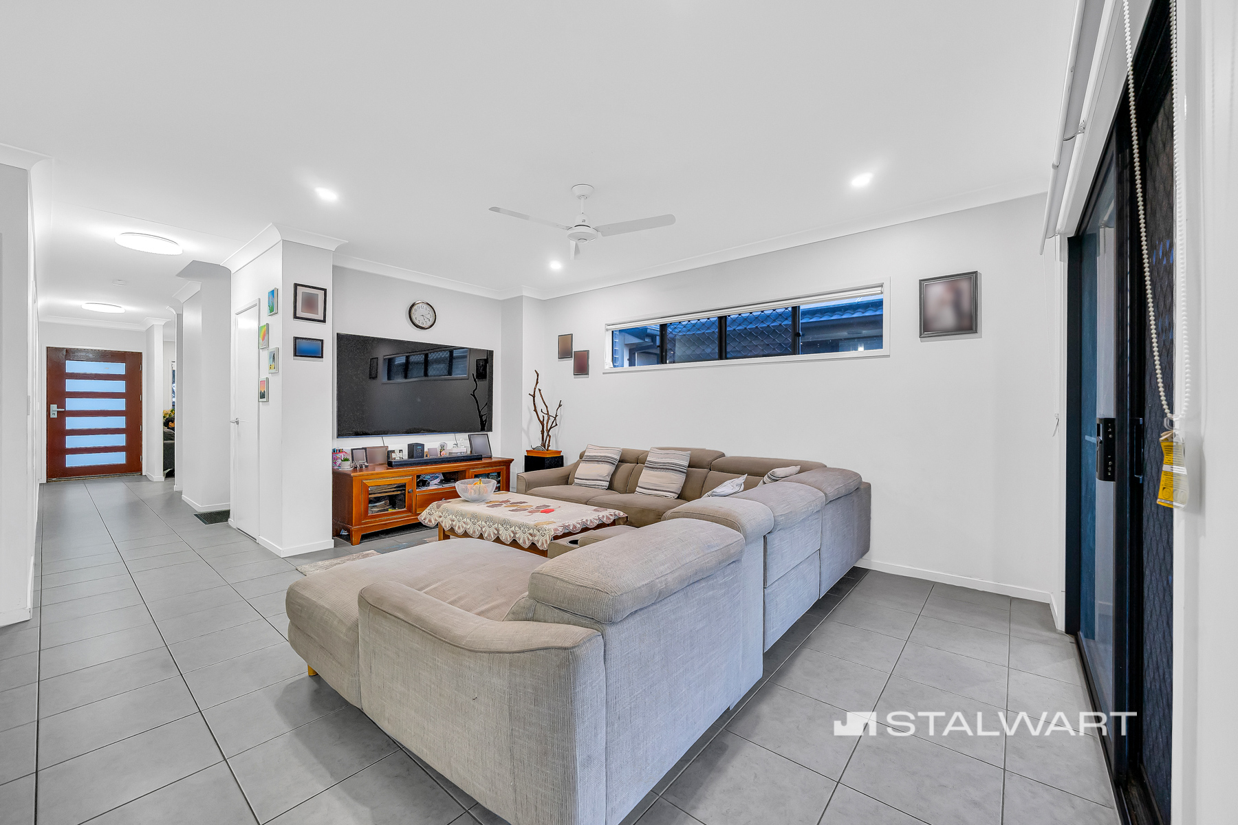 38 Palatial Crescent, GRIFFIN, Griffin - Thumbnail 5