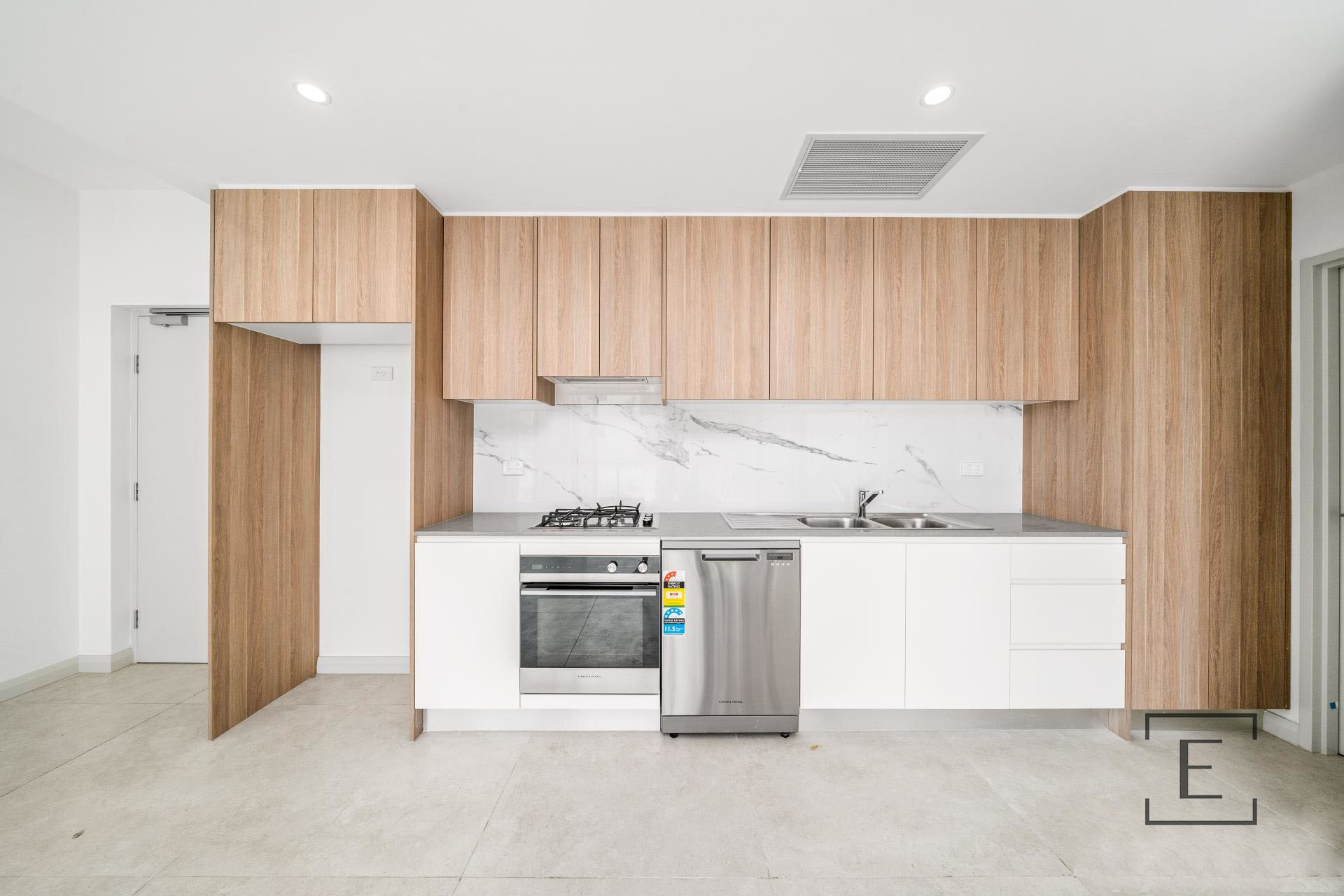 305 / 10 Smallwood Avenue, Homebush