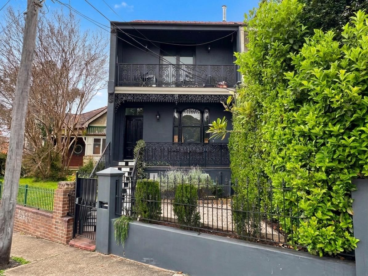 233 Trafalgar Street, Petersham