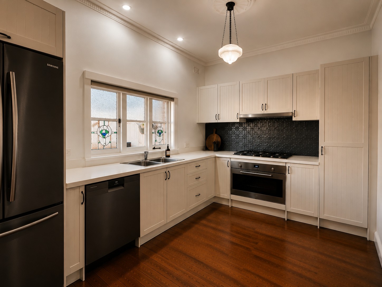 9 Wynnstay Avenue, Enfield