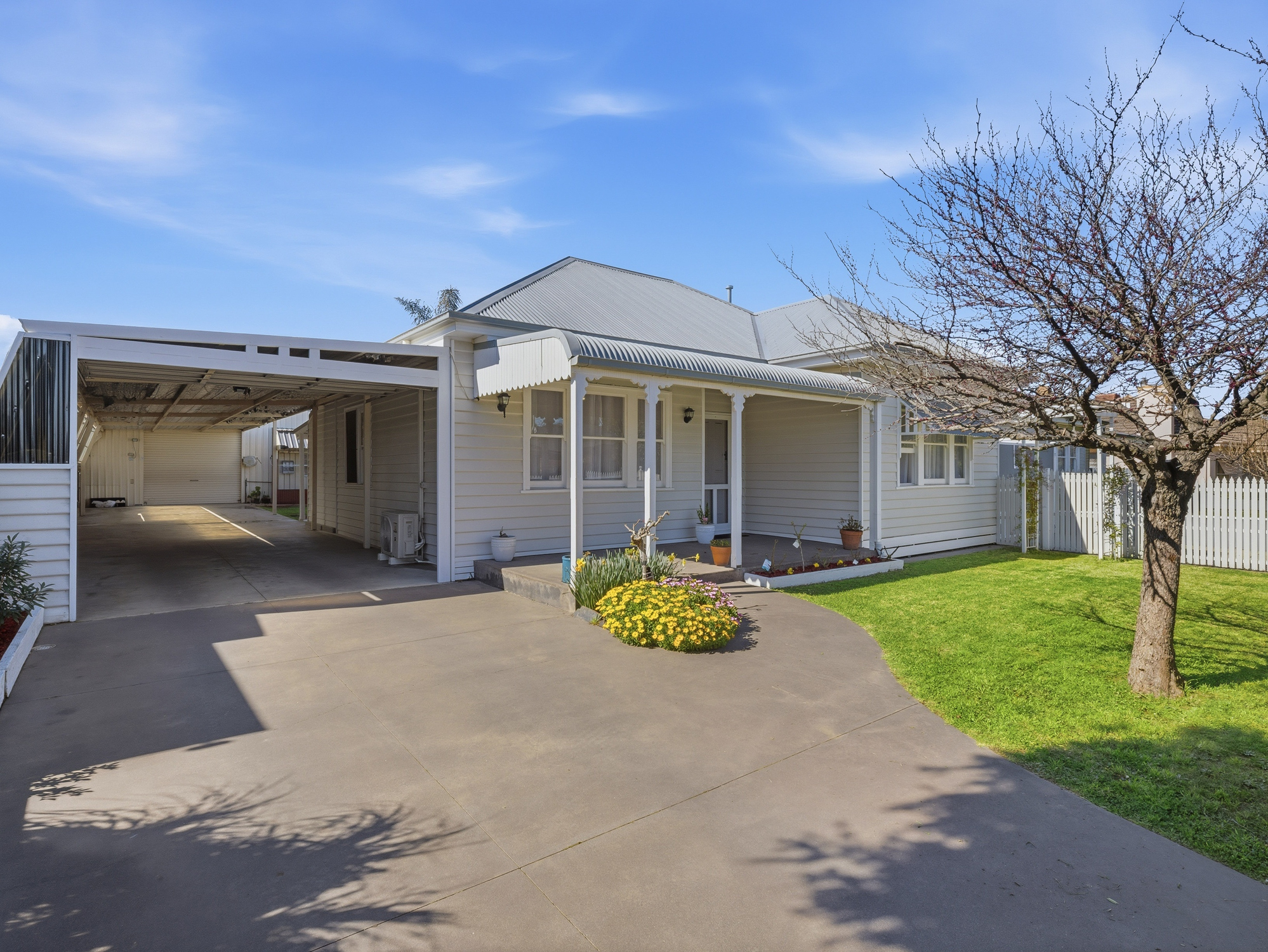 13 Younger Street, Wangaratta