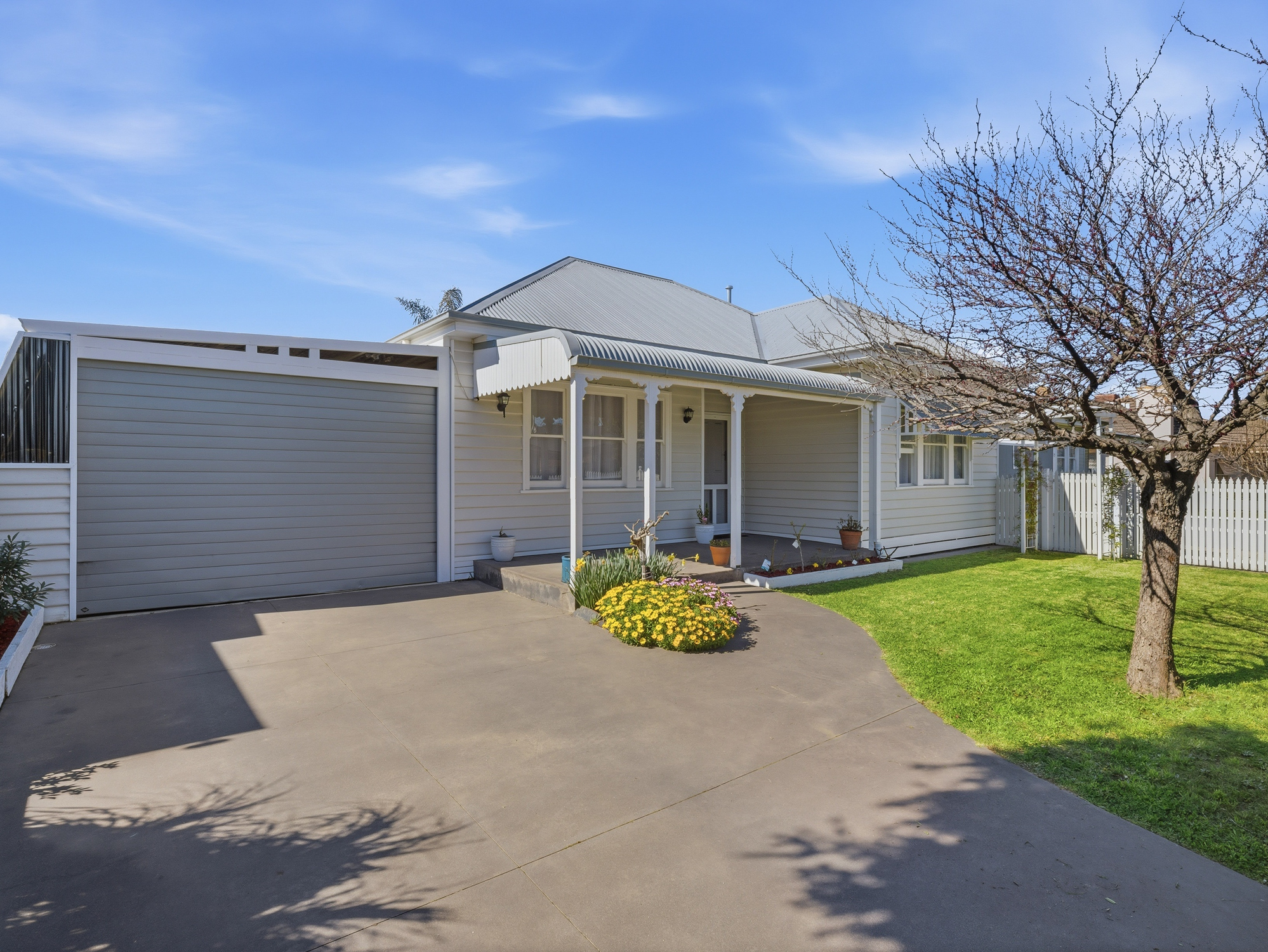 13 Younger Street, Wangaratta