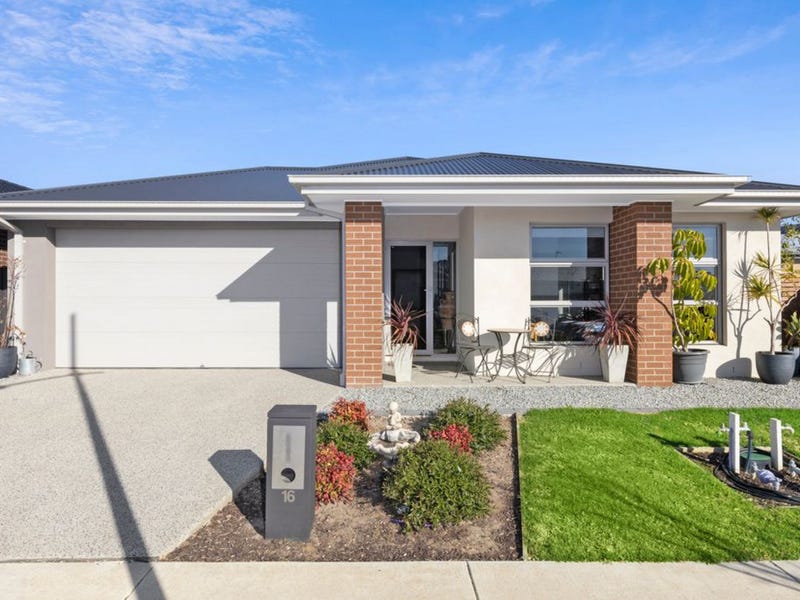 Listing image for 16 Hadley Street, CHARLEMONT  VIC  3217