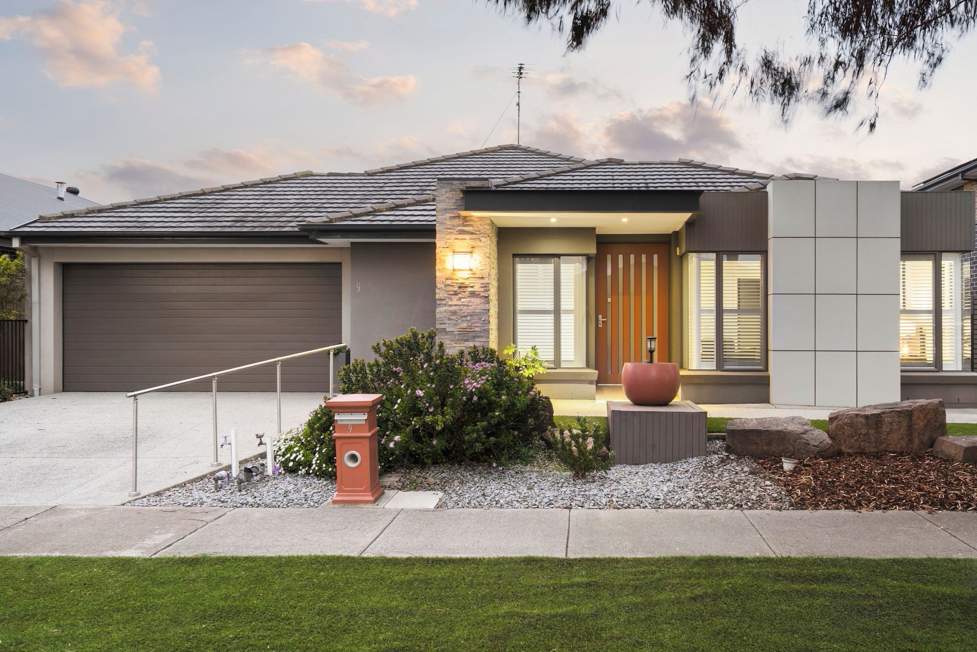 Listing image for 9 Silky Oak Lane, ARMSTRONG CREEK  VIC  3217