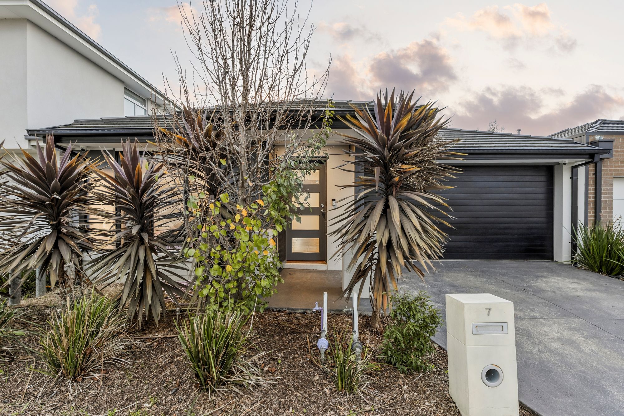 Listing image for 7 Fleurieu Circuit, ARMSTRONG CREEK  VIC  3217