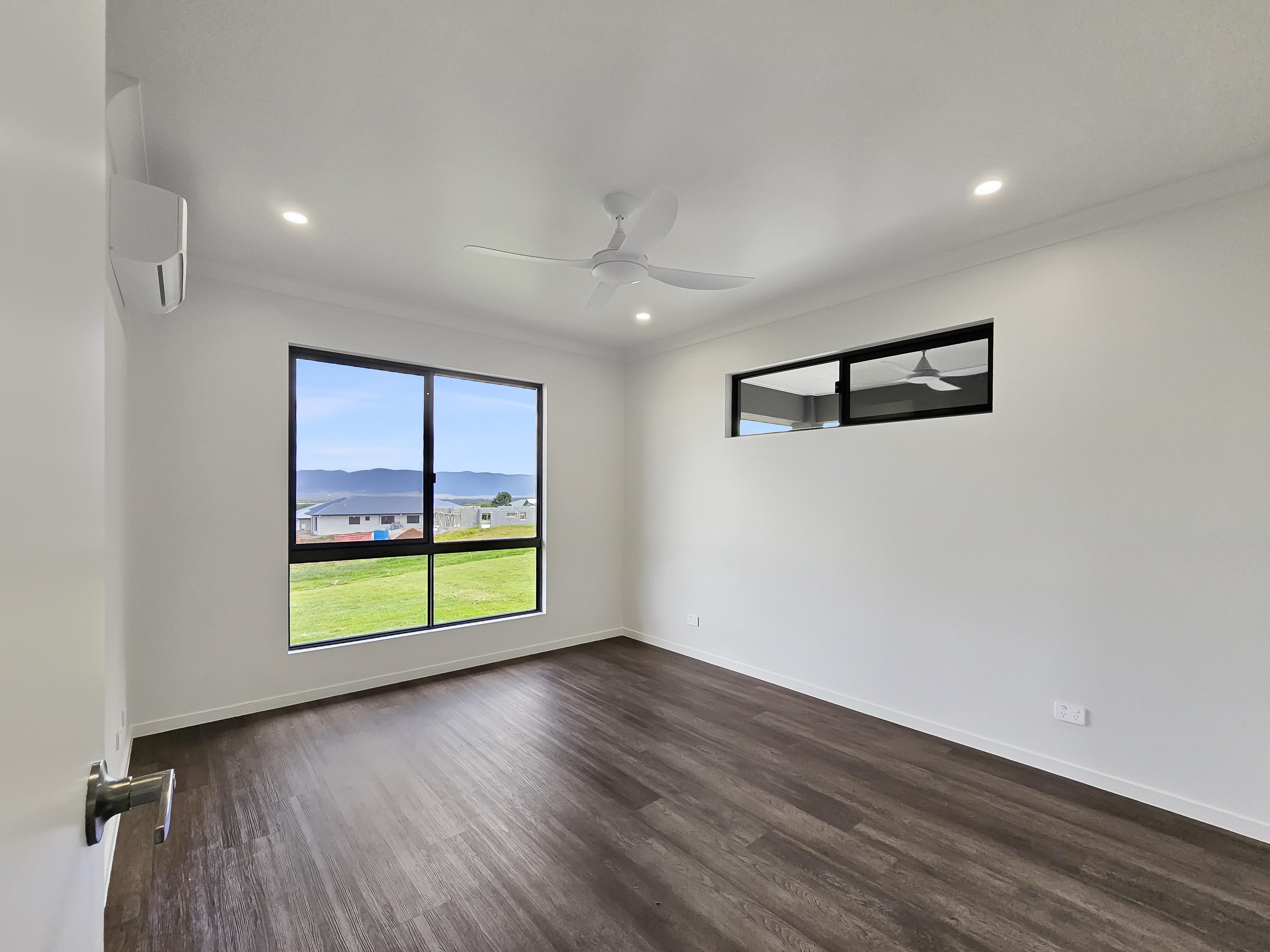 23 Countryview Drive, Atherton