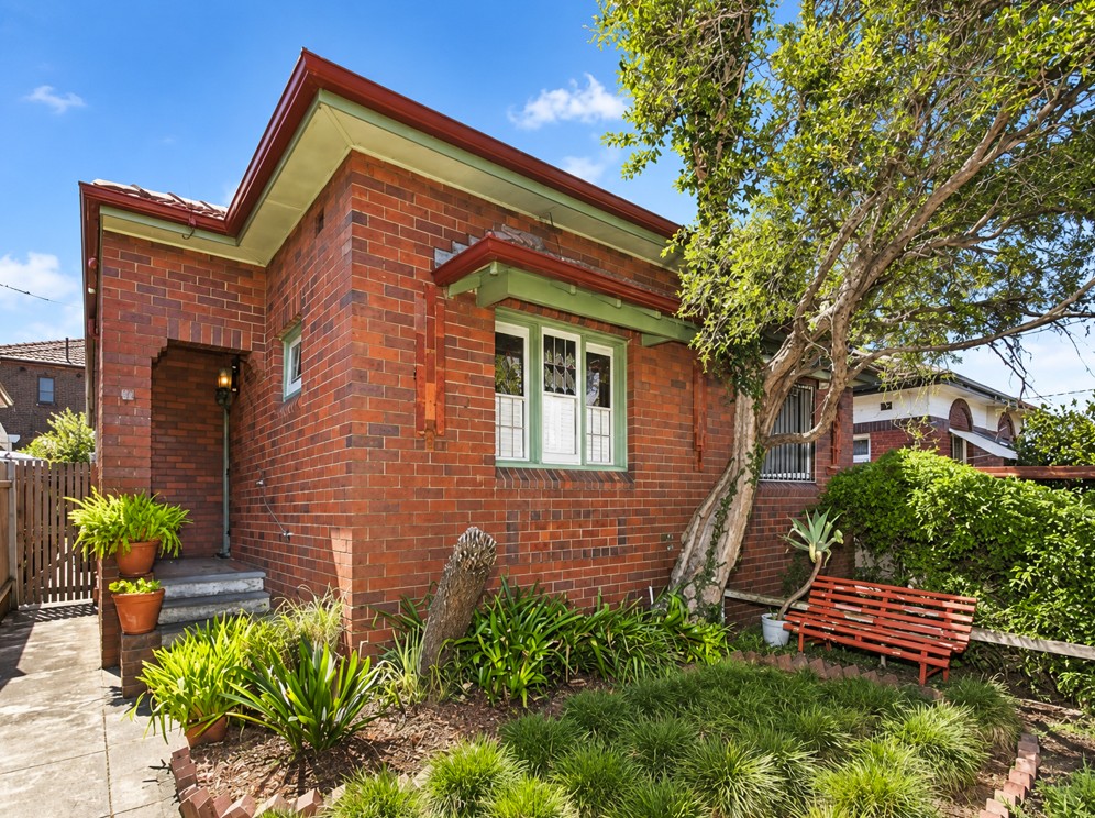 7 Jocelyn Avenue