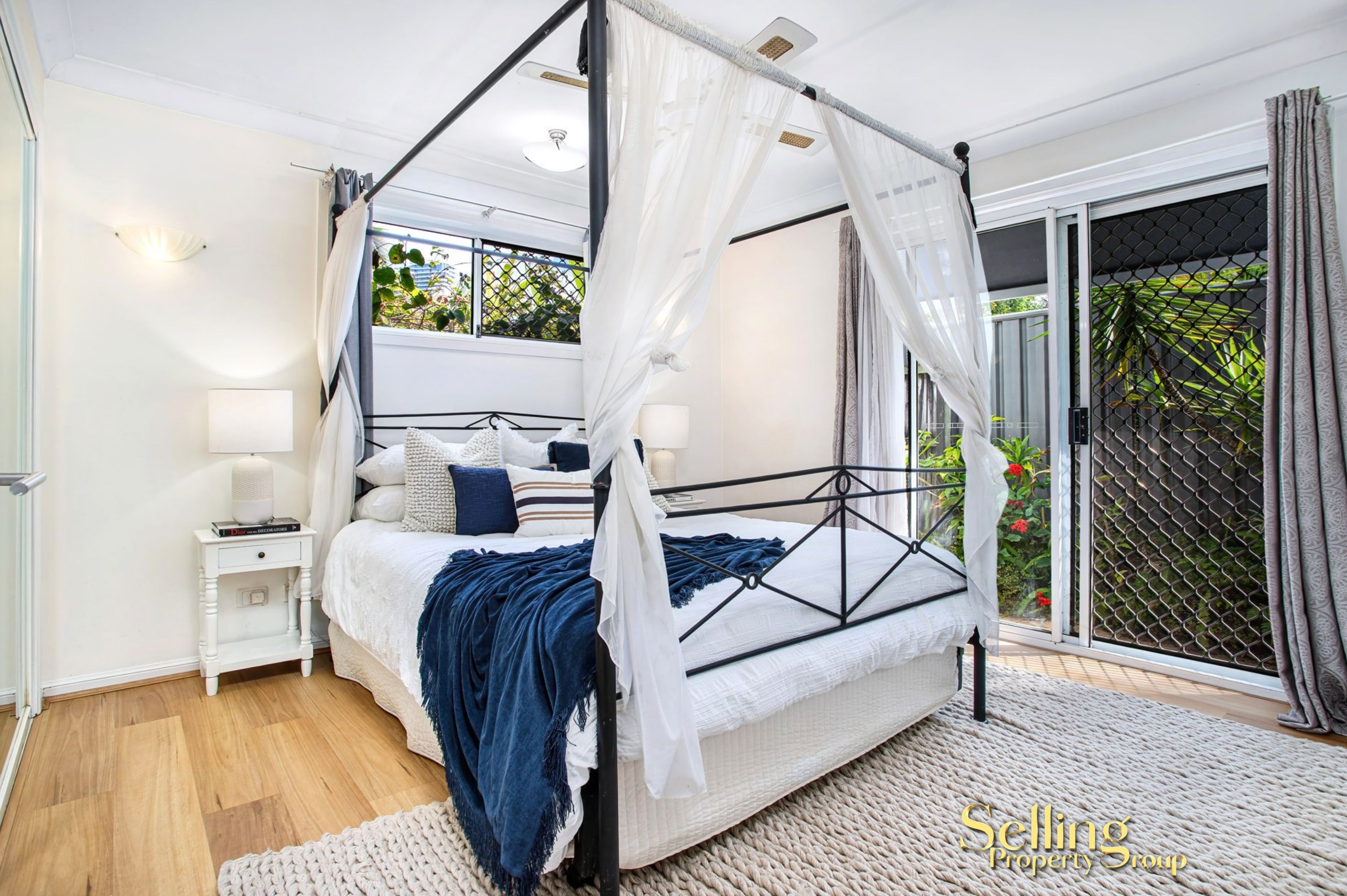 16B Oak Avenue , Surfers Paradise