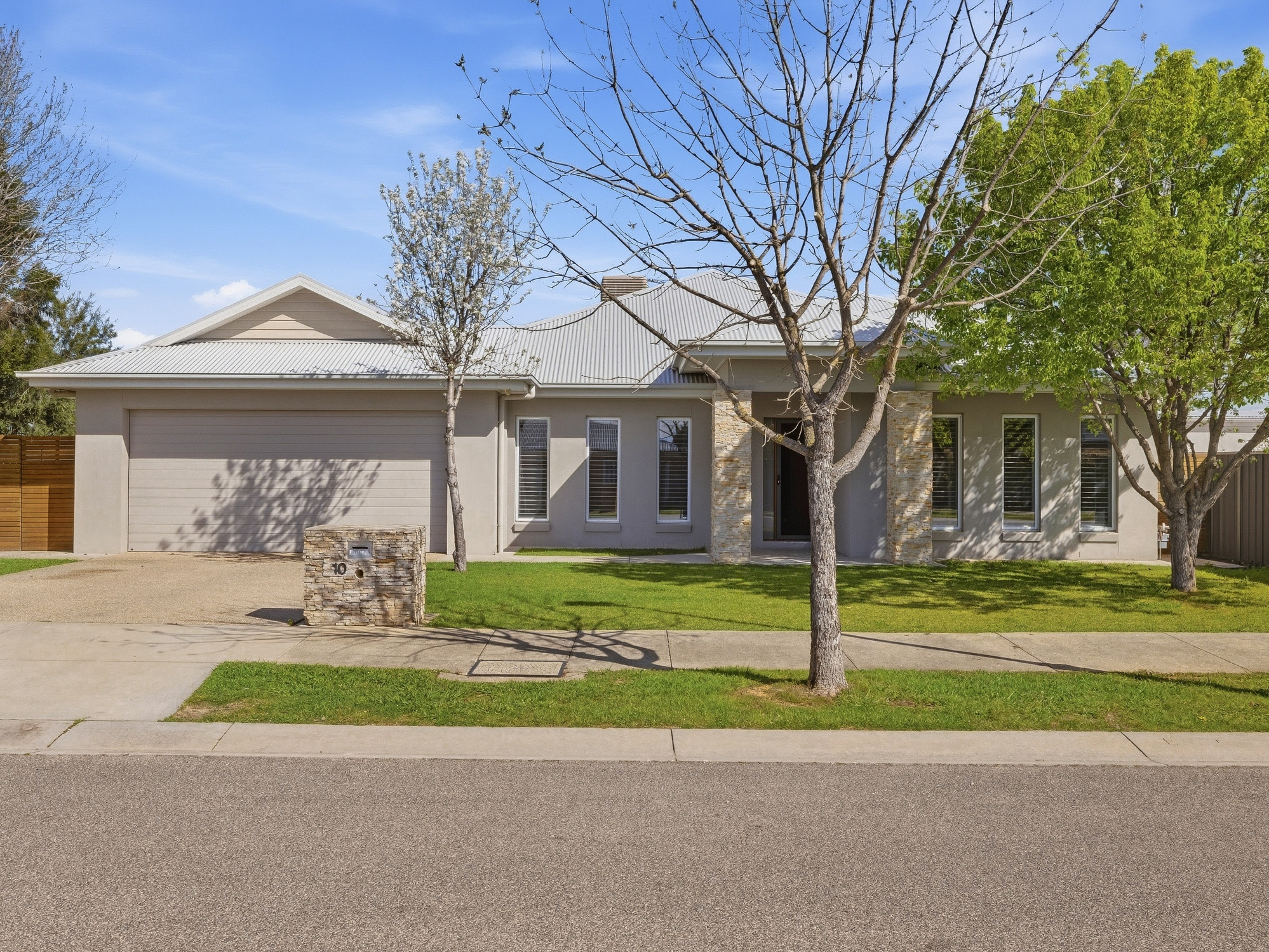 10 Vista Drive, Wangaratta