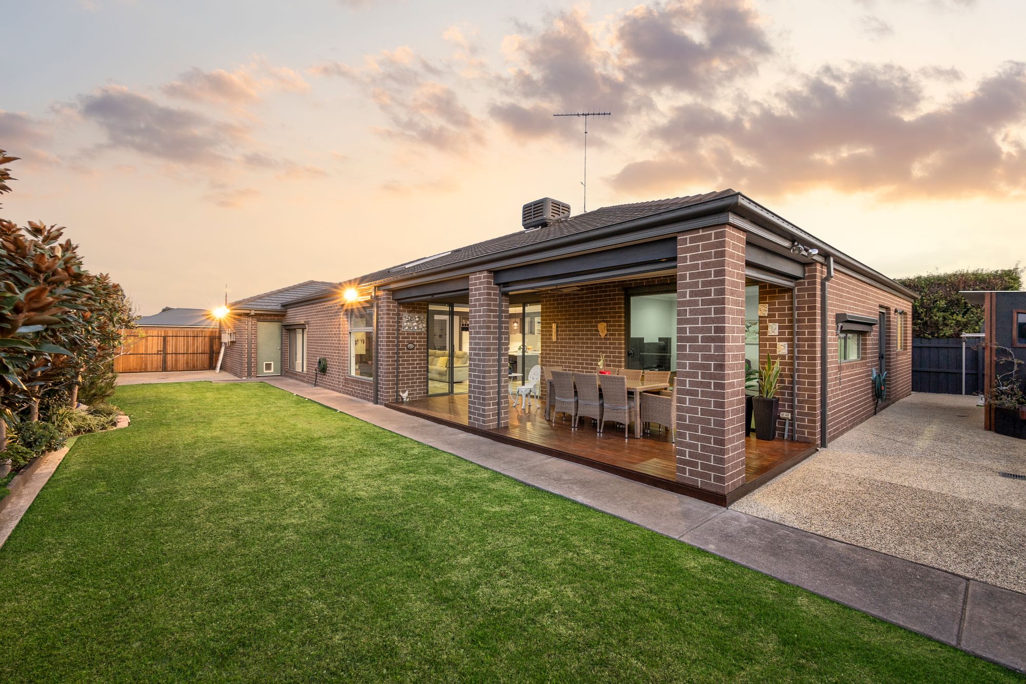 Listing image for 10 Silvercrest Way, ARMSTRONG CREEK  VIC  3217
