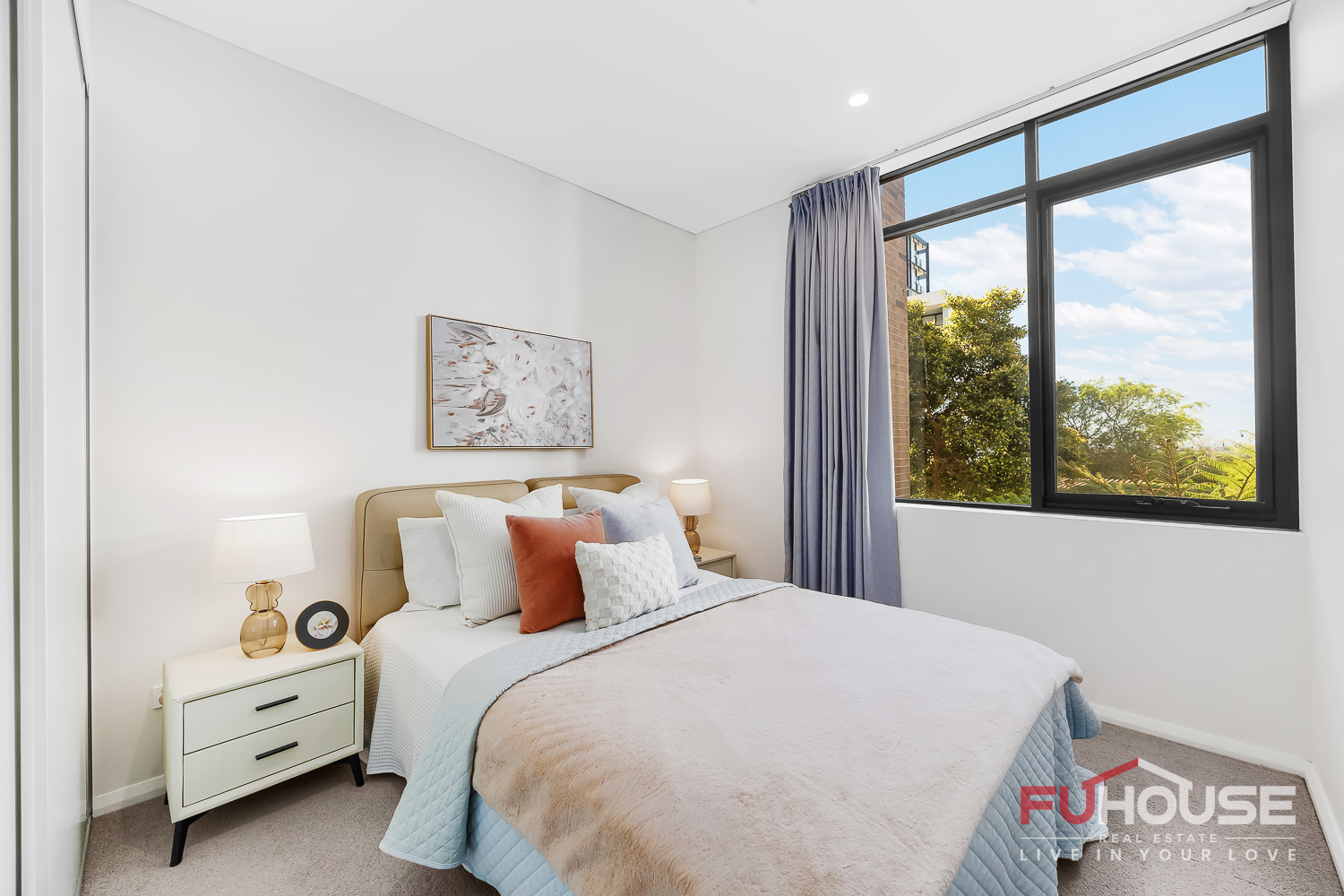 308 / 35 Flora Street - Main View 10