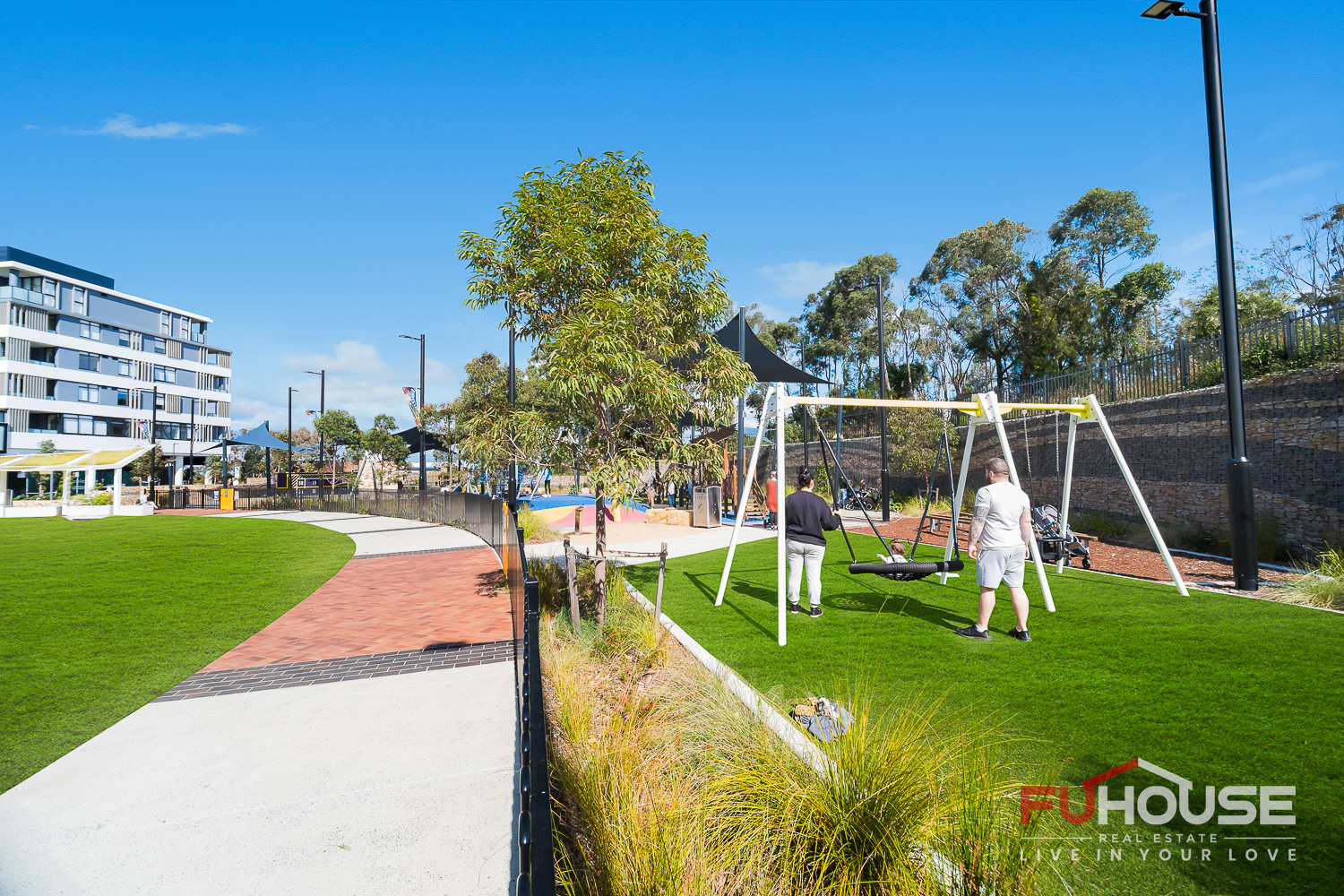 308 / 35 Flora Street - Main View 21