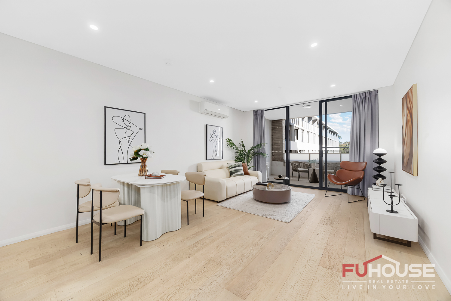 308 / 35 Flora Street - Main View 1