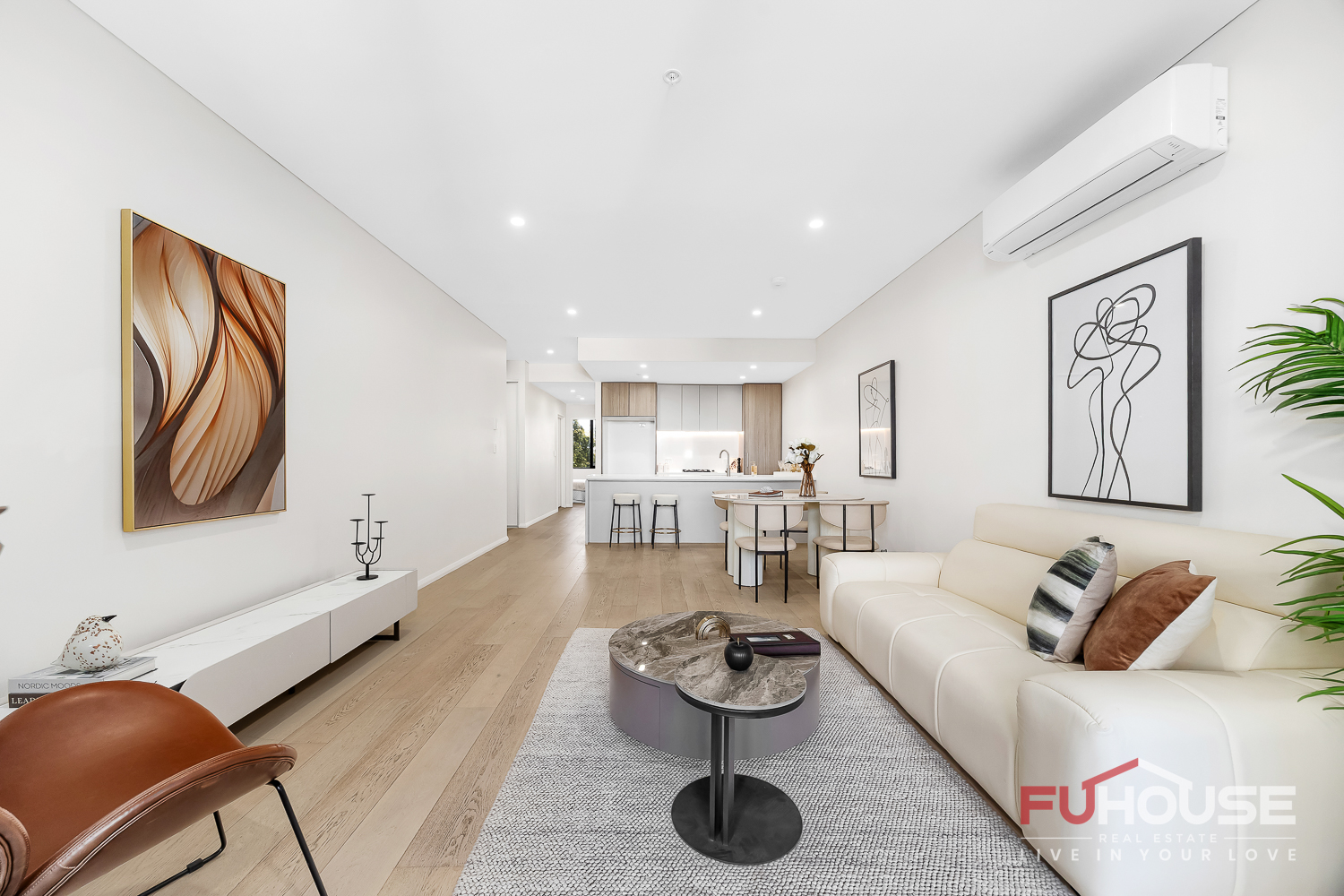 308 / 35 Flora Street - Main View 3