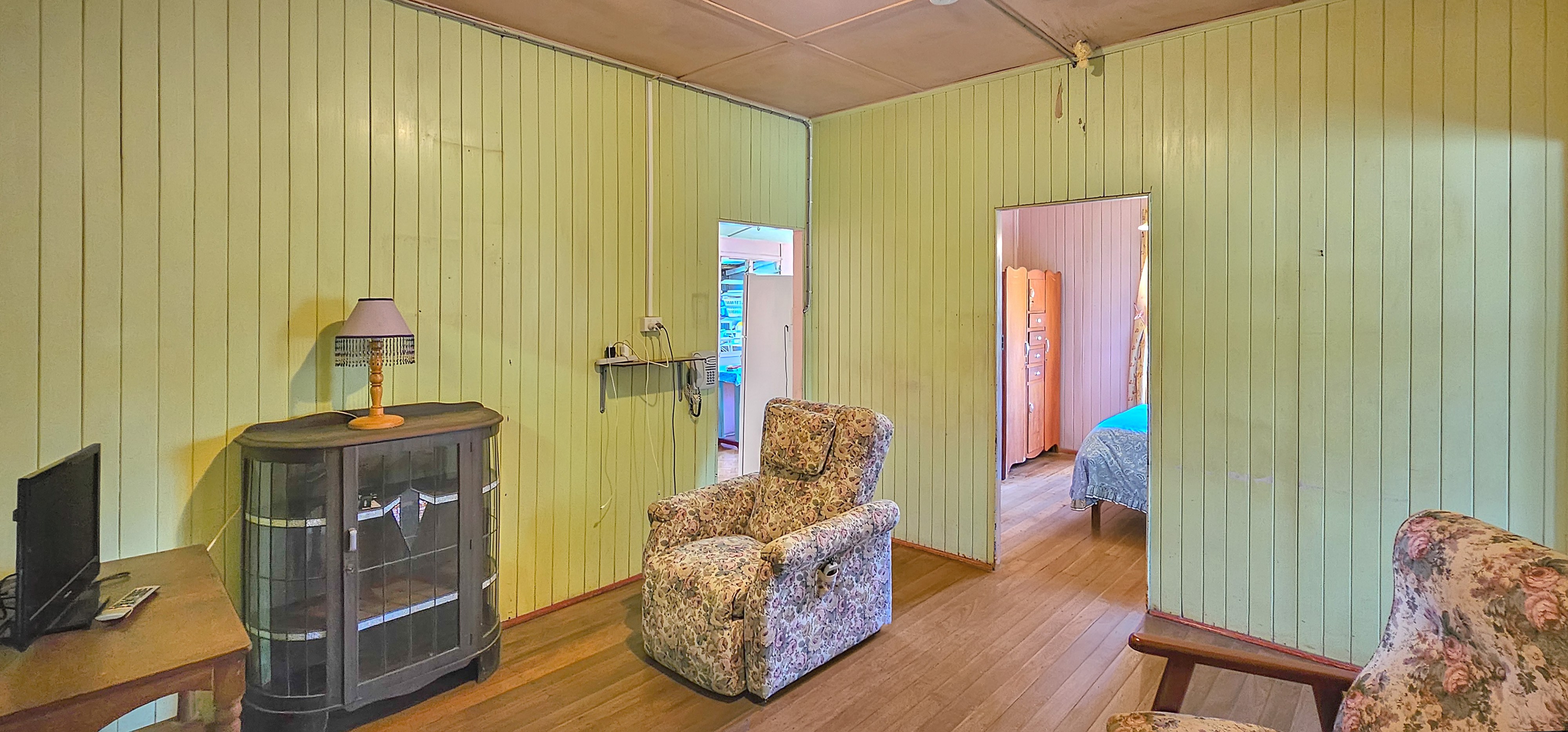 6 Golf Links Road, Atherton
