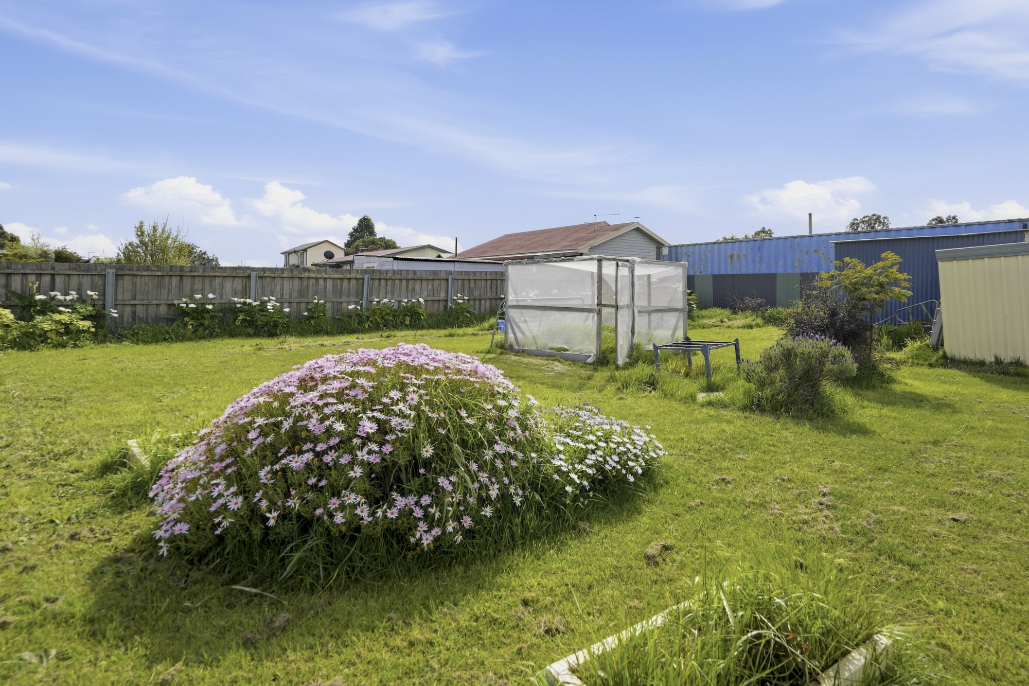 47 Arthur Street, George Town