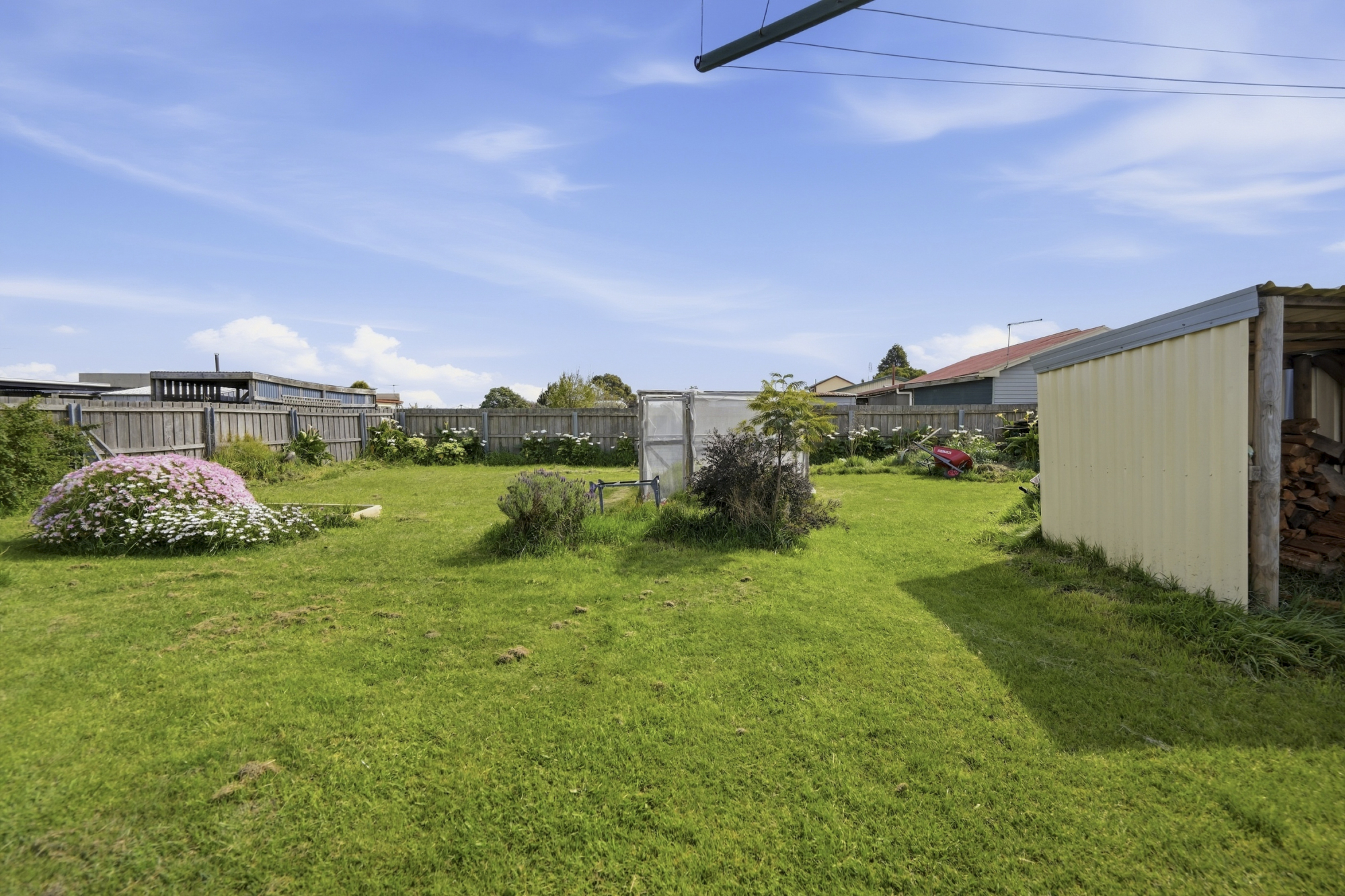 47 Arthur Street, George Town