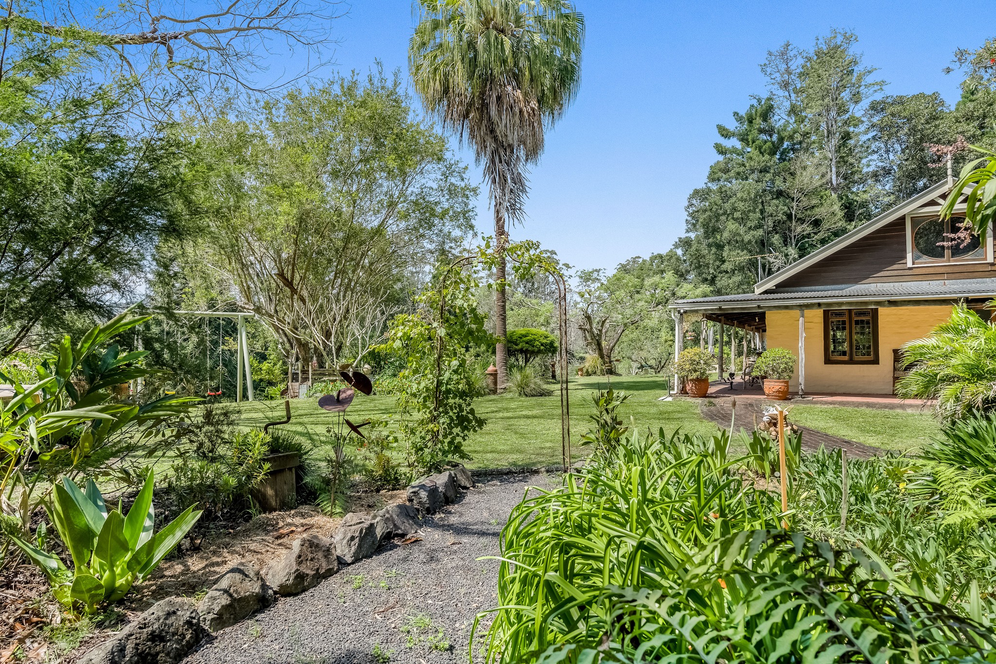 698 CAWONGLA ROAD, Larnook