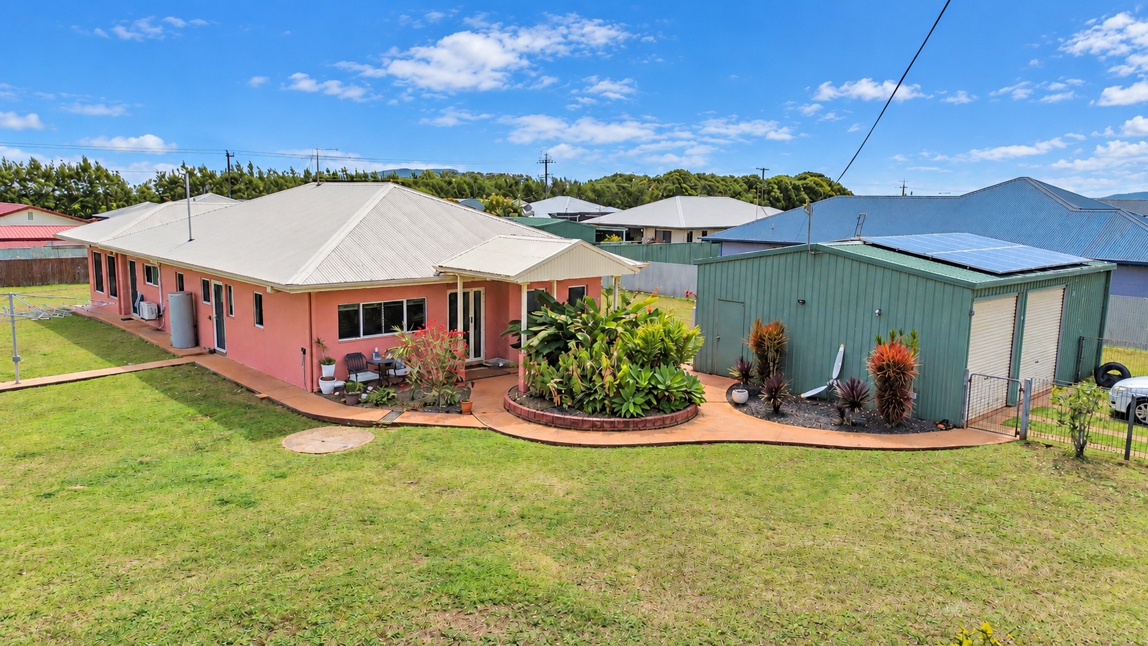 32 Halloran Street, Tolga