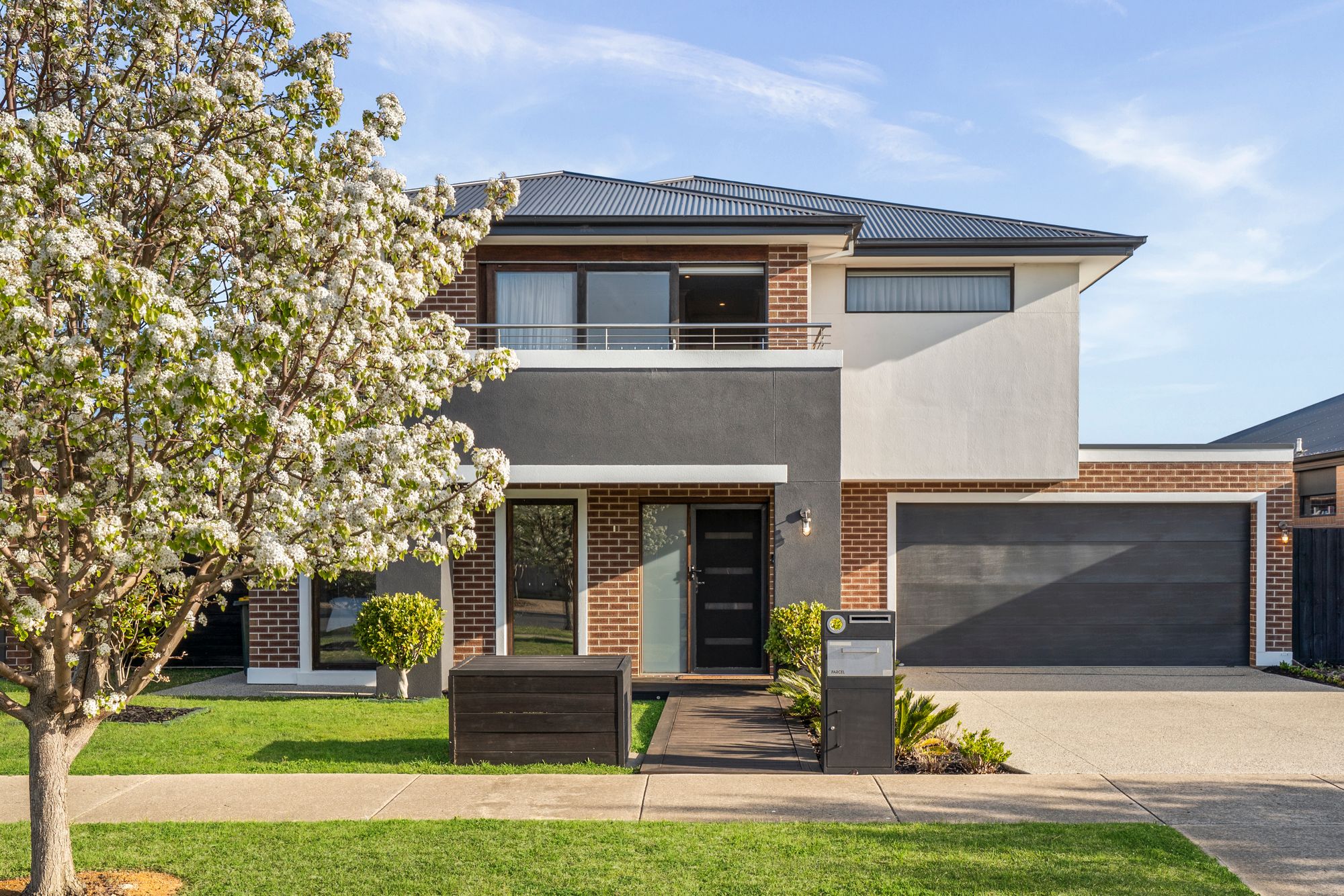 Listing image for 33 Magnetic Drive, MOUNT DUNEED  VIC  3217