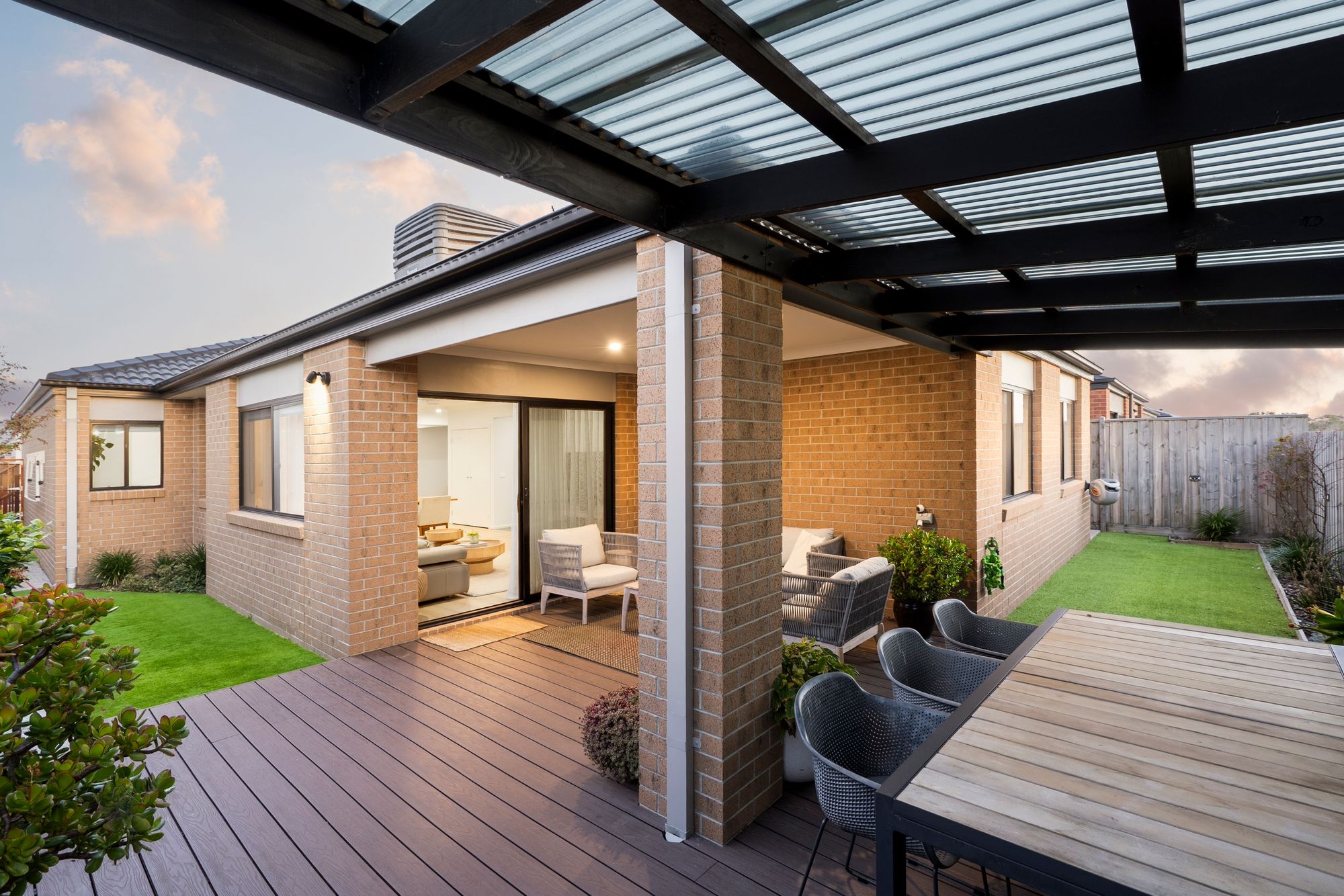 Listing image for 10 Keats Circuit, ARMSTRONG CREEK  VIC  3217