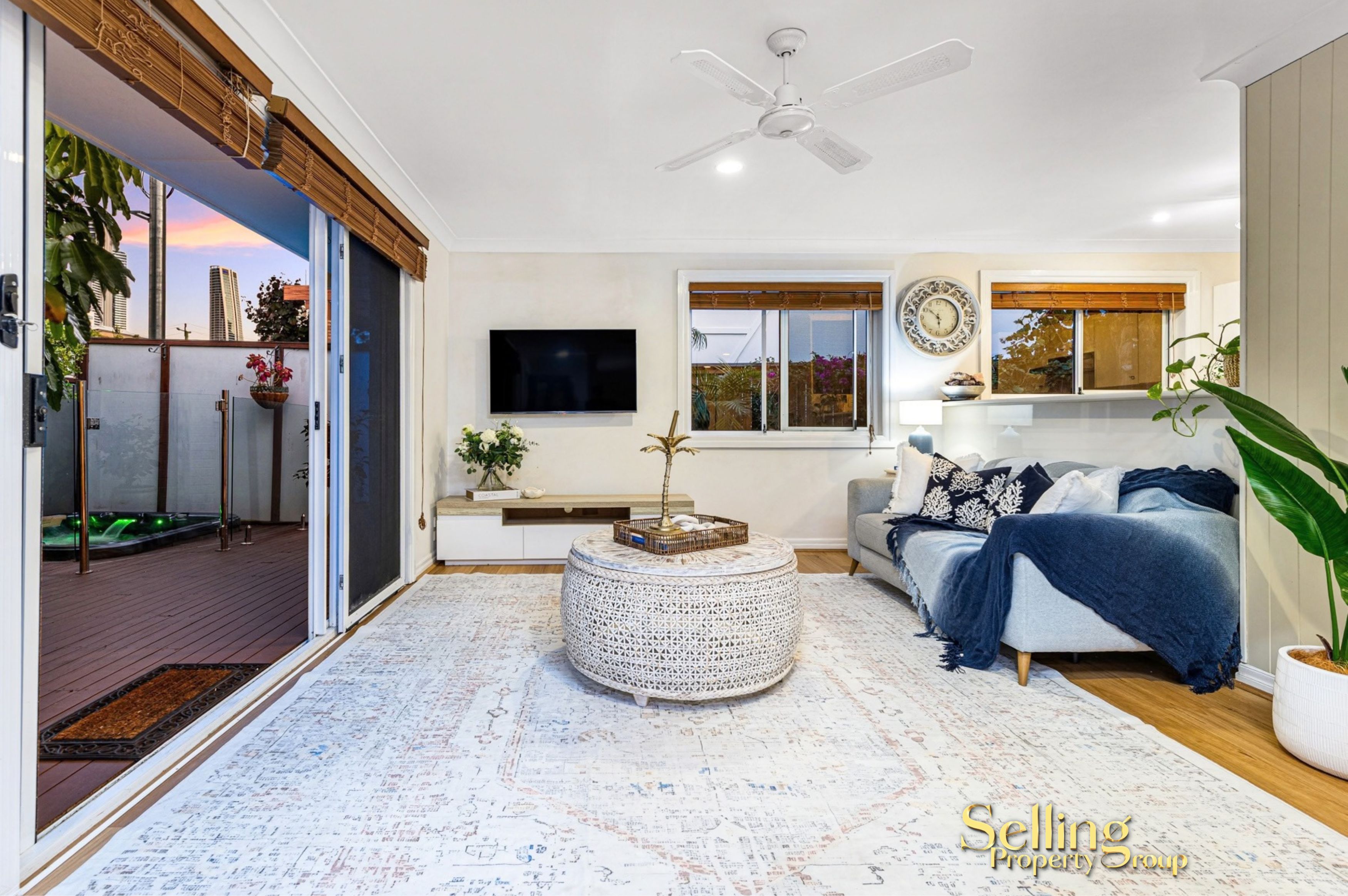16B Oak Avenue , Surfers Paradise