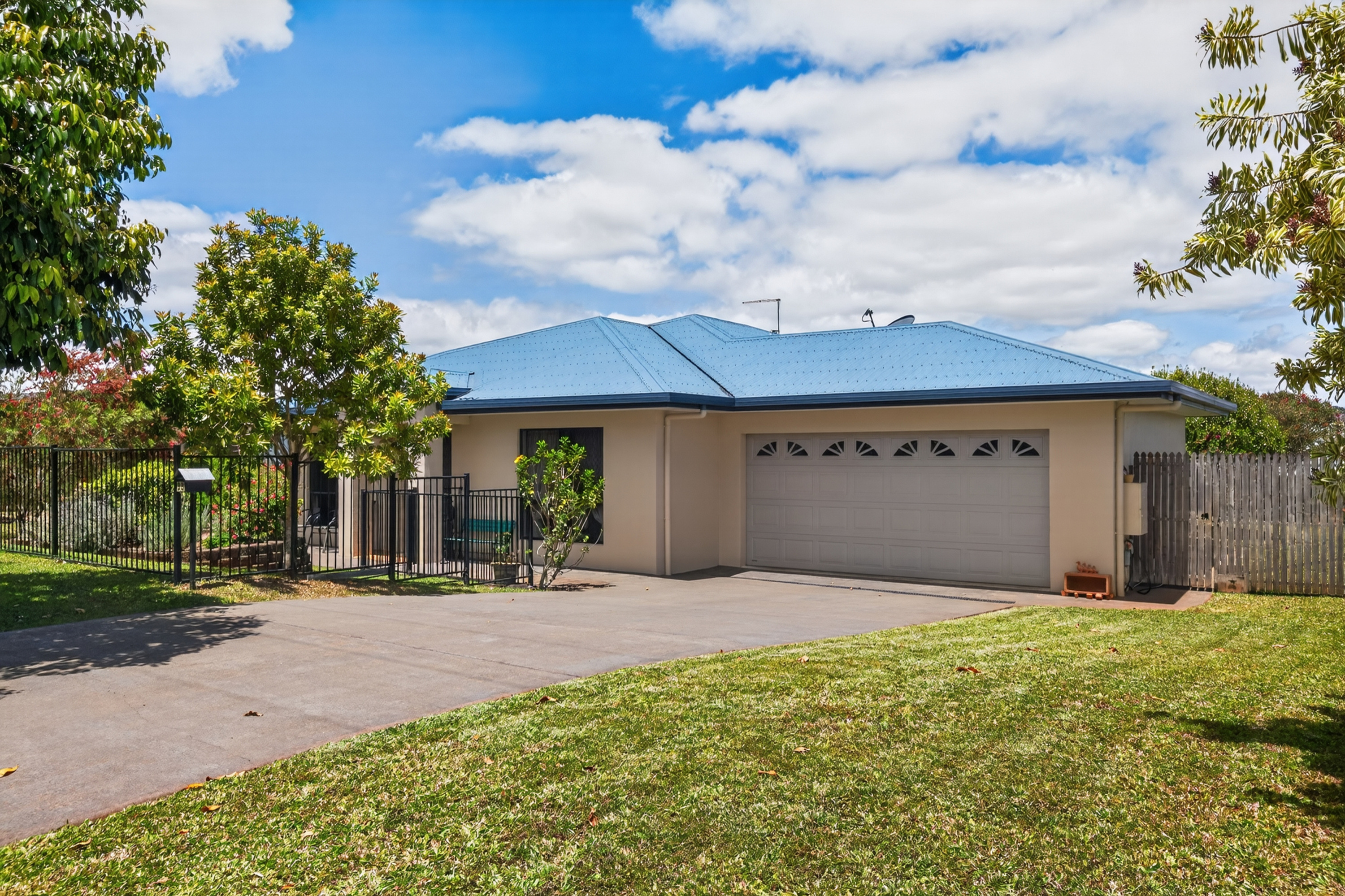 33 Williams Avenue, Yungaburra