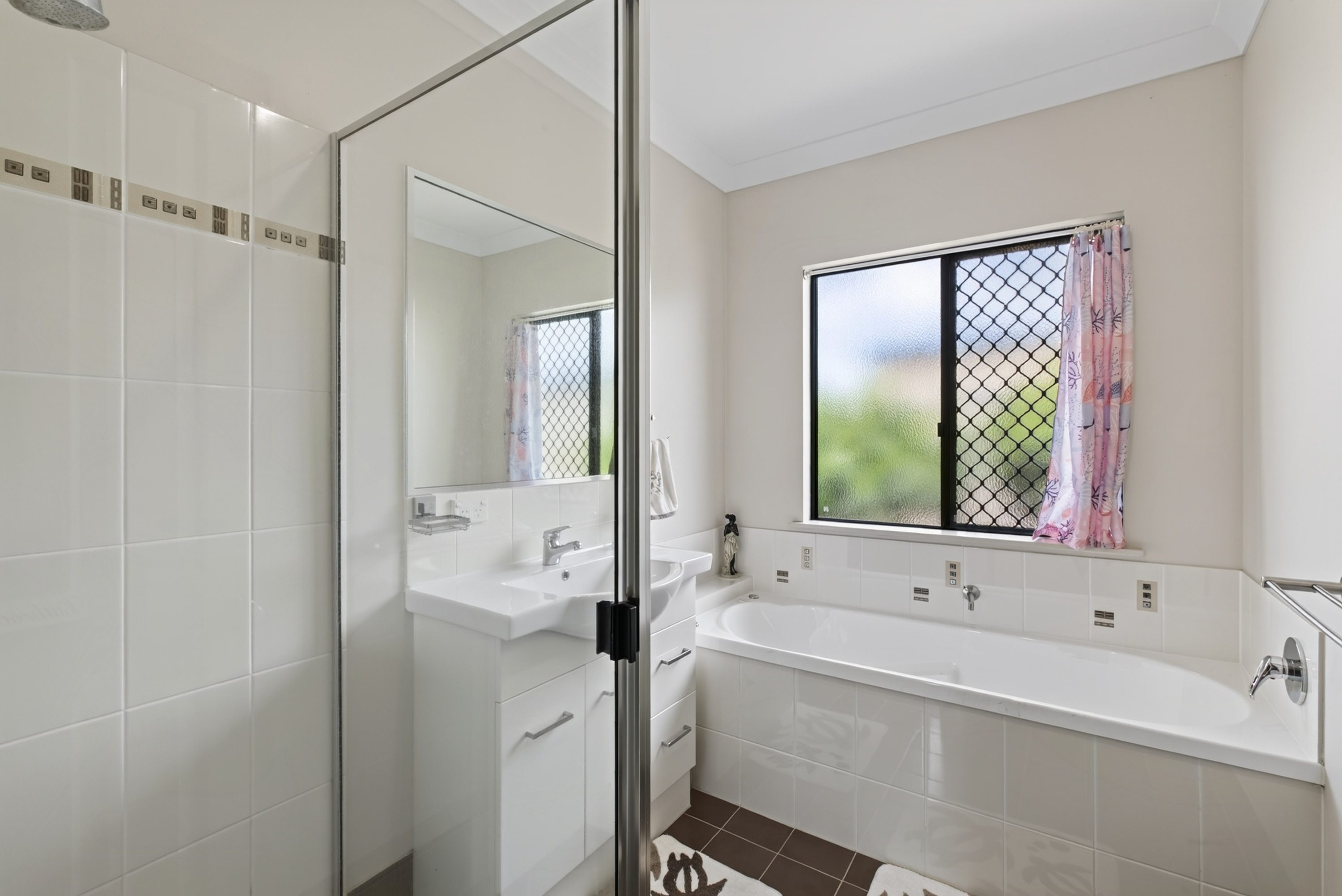 33 Williams Avenue, Yungaburra