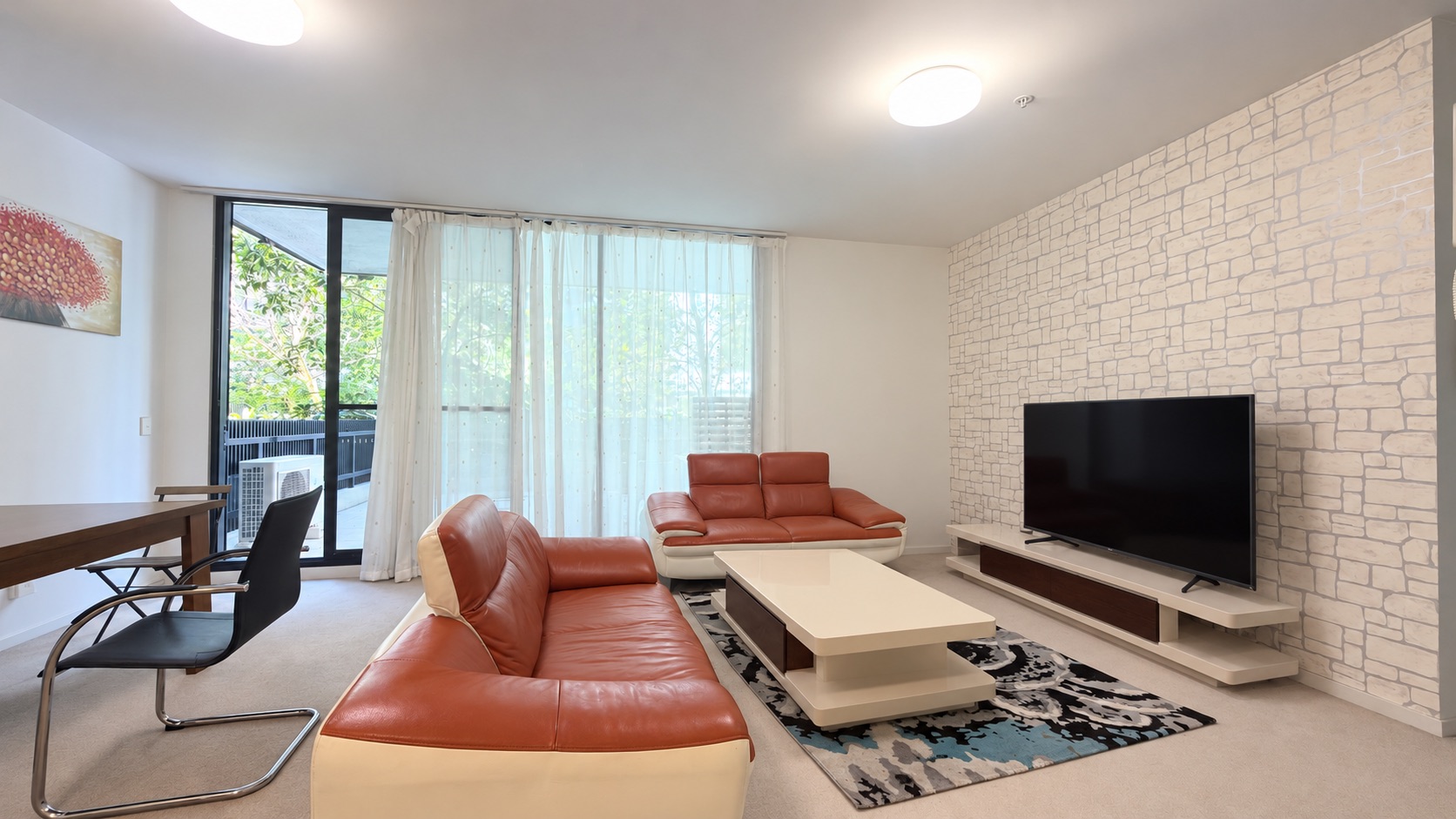 g03 / 1B Pearl Street - Main View 2