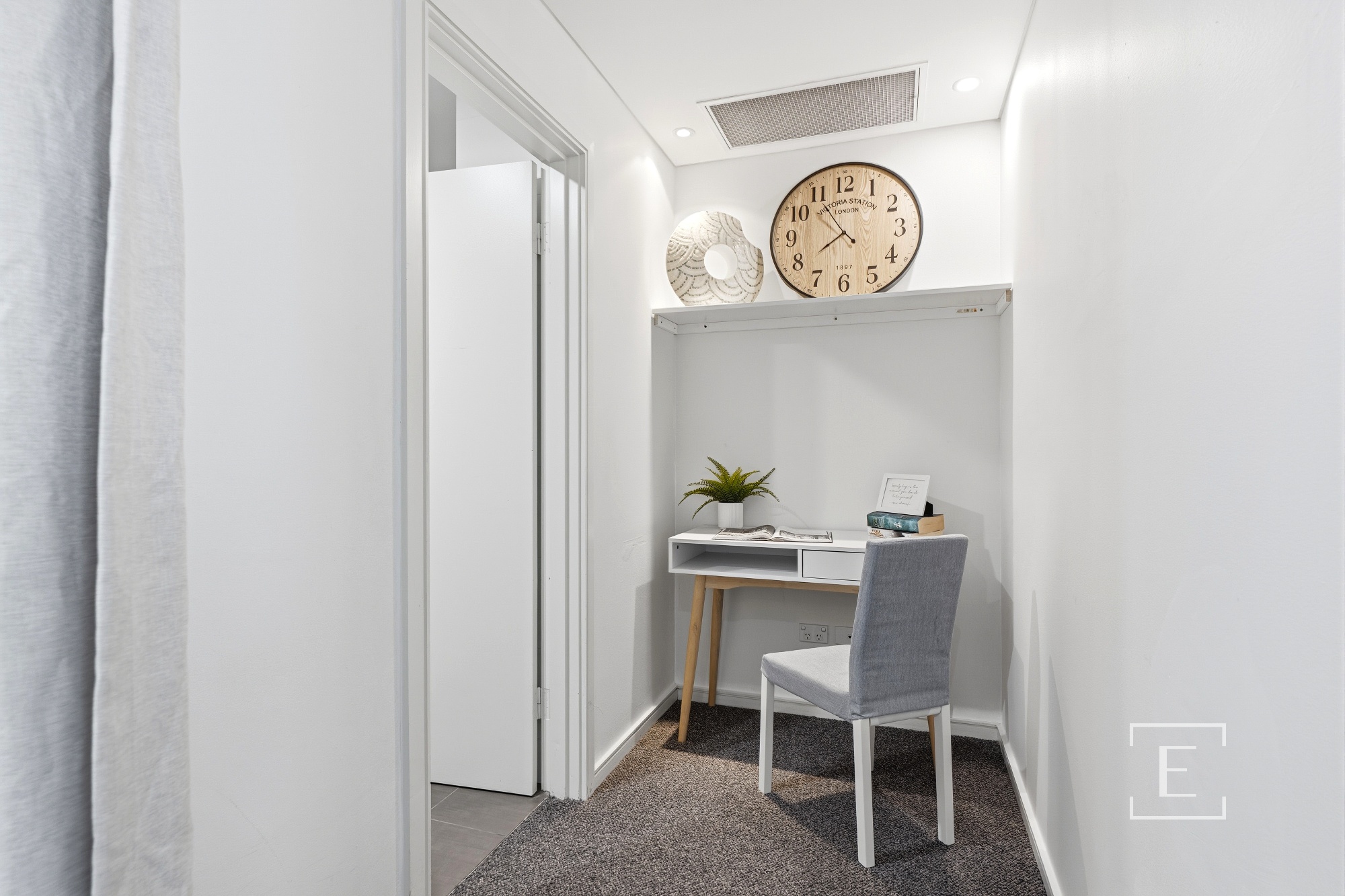 96 / 54A Blackwall Point Road, Chiswick