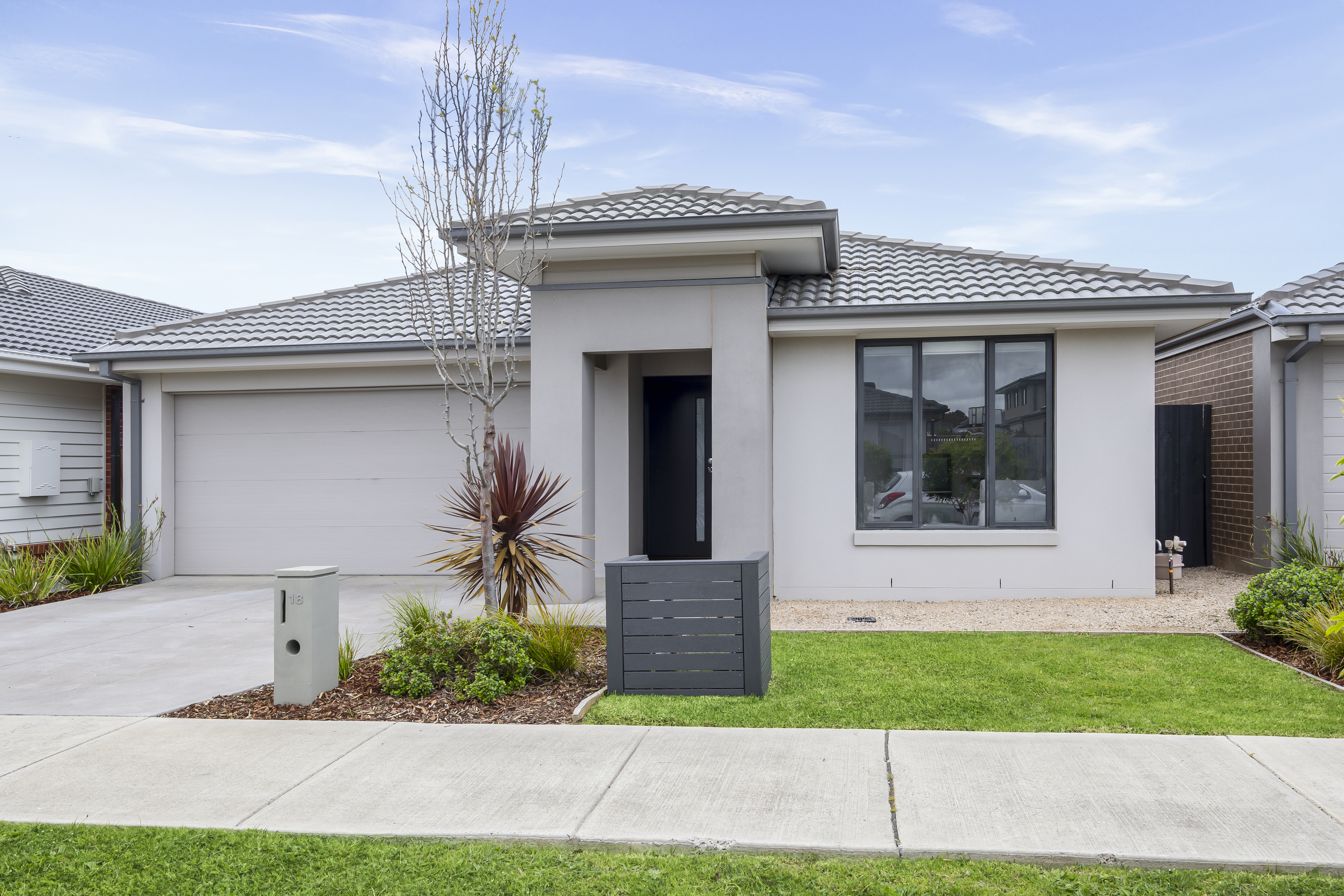 Listing image for 18 Pemberton Street, MOUNT DUNEED  VIC  3217