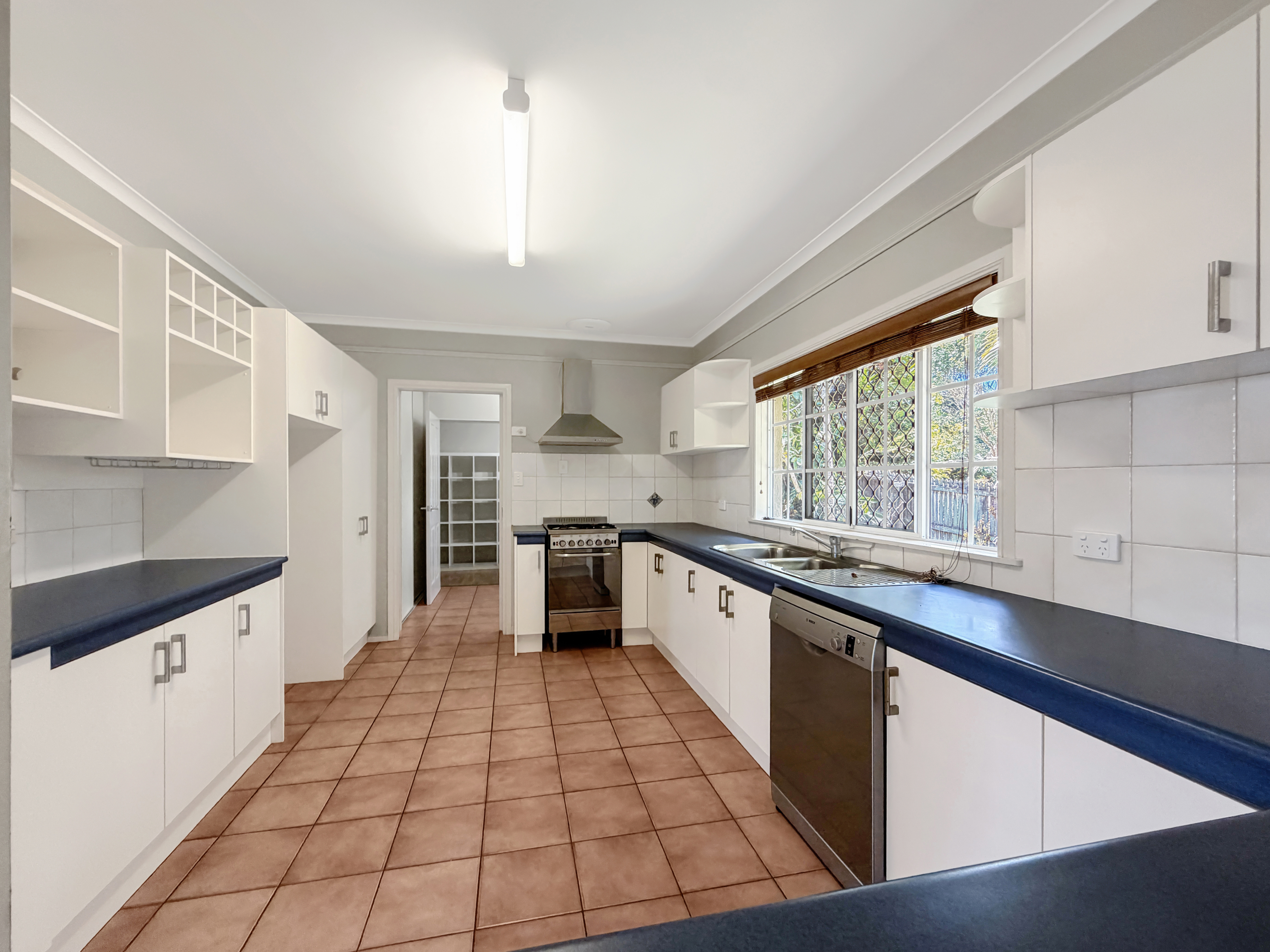 13 Storer Street, Atherton
