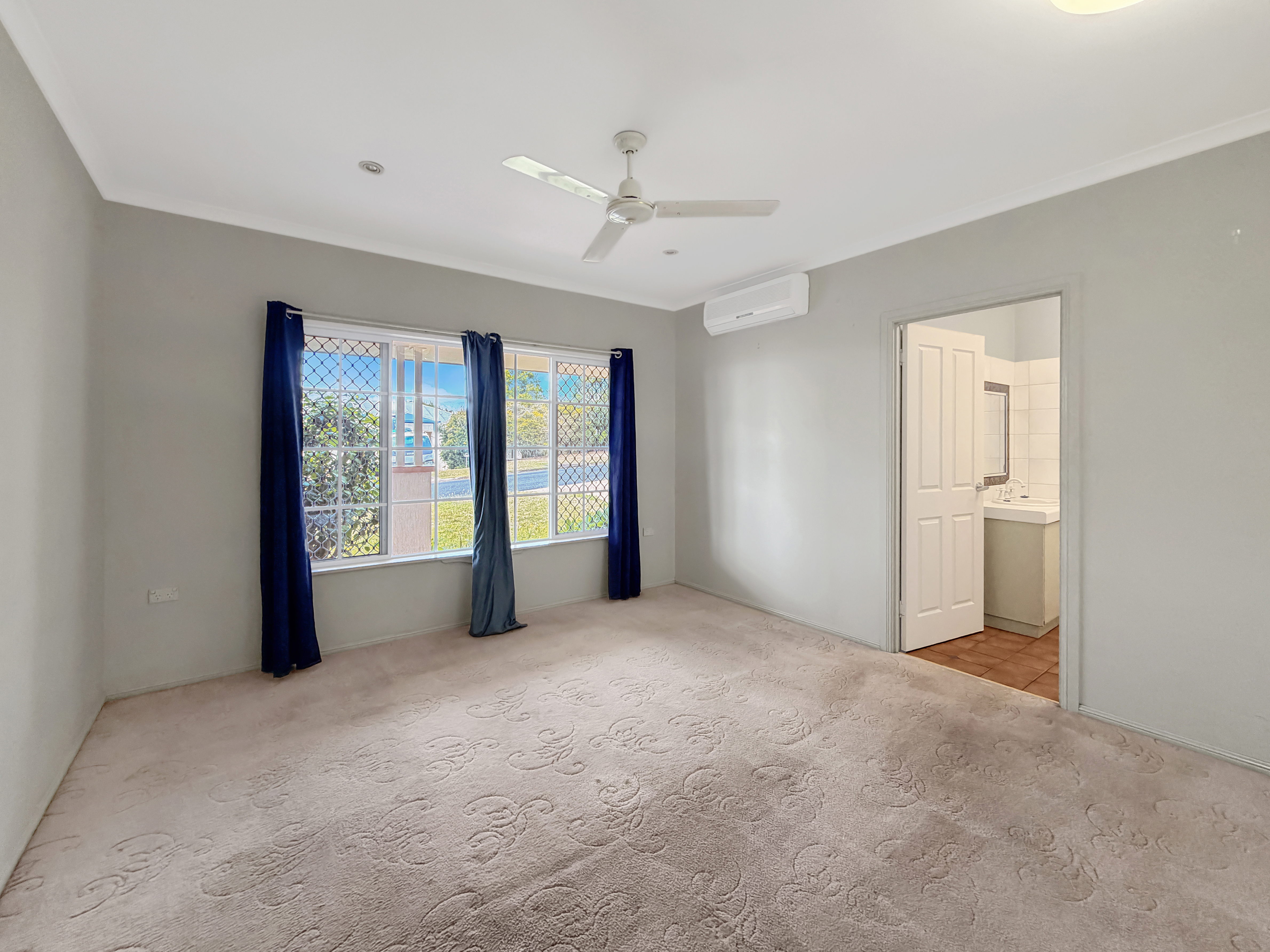 13 Storer Street, Atherton