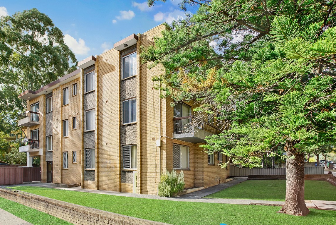 5 / 31 Helen Street, Westmead - Image 1