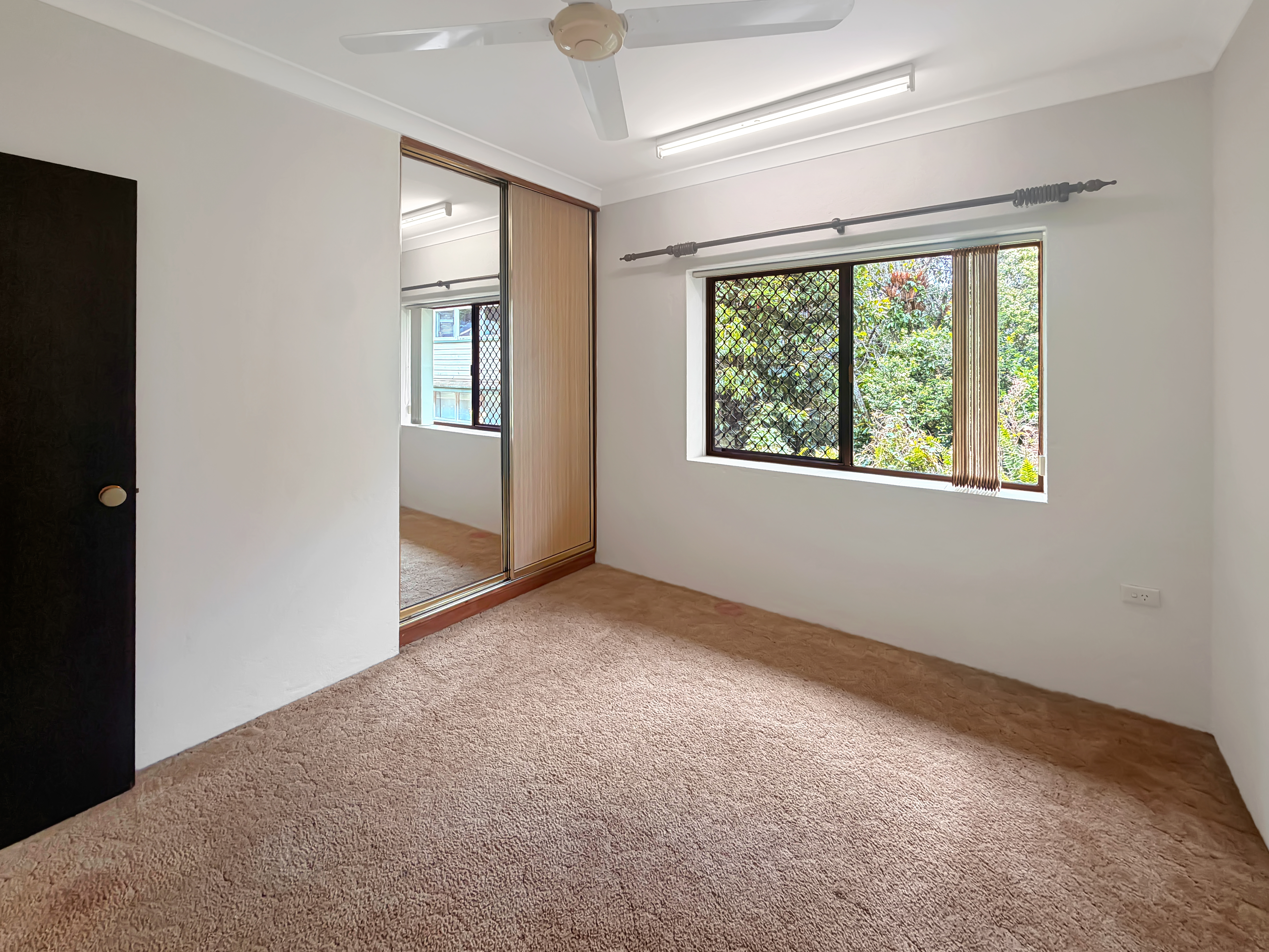 12 Mazlin Street, Atherton