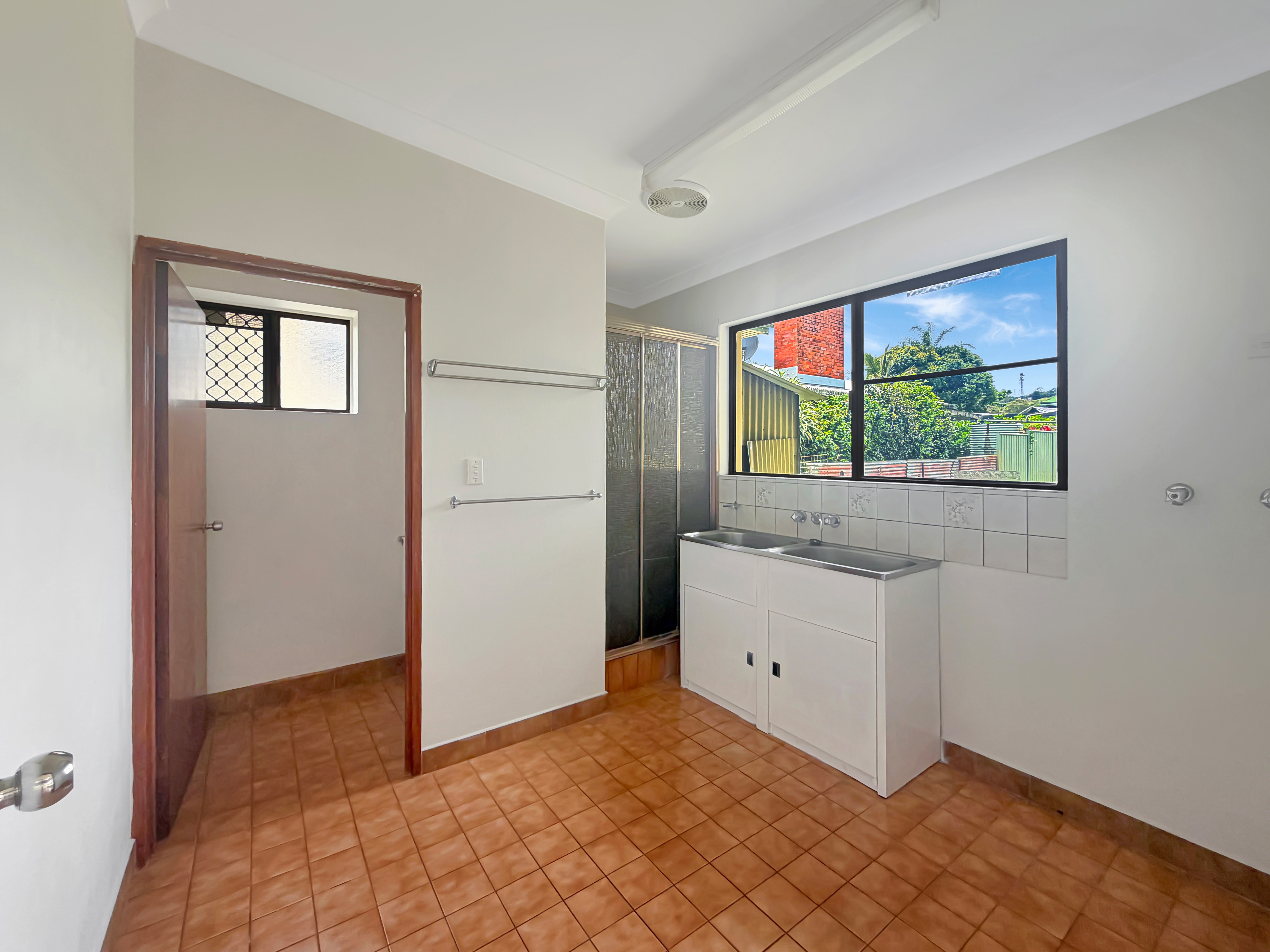 12 Mazlin Street, Atherton